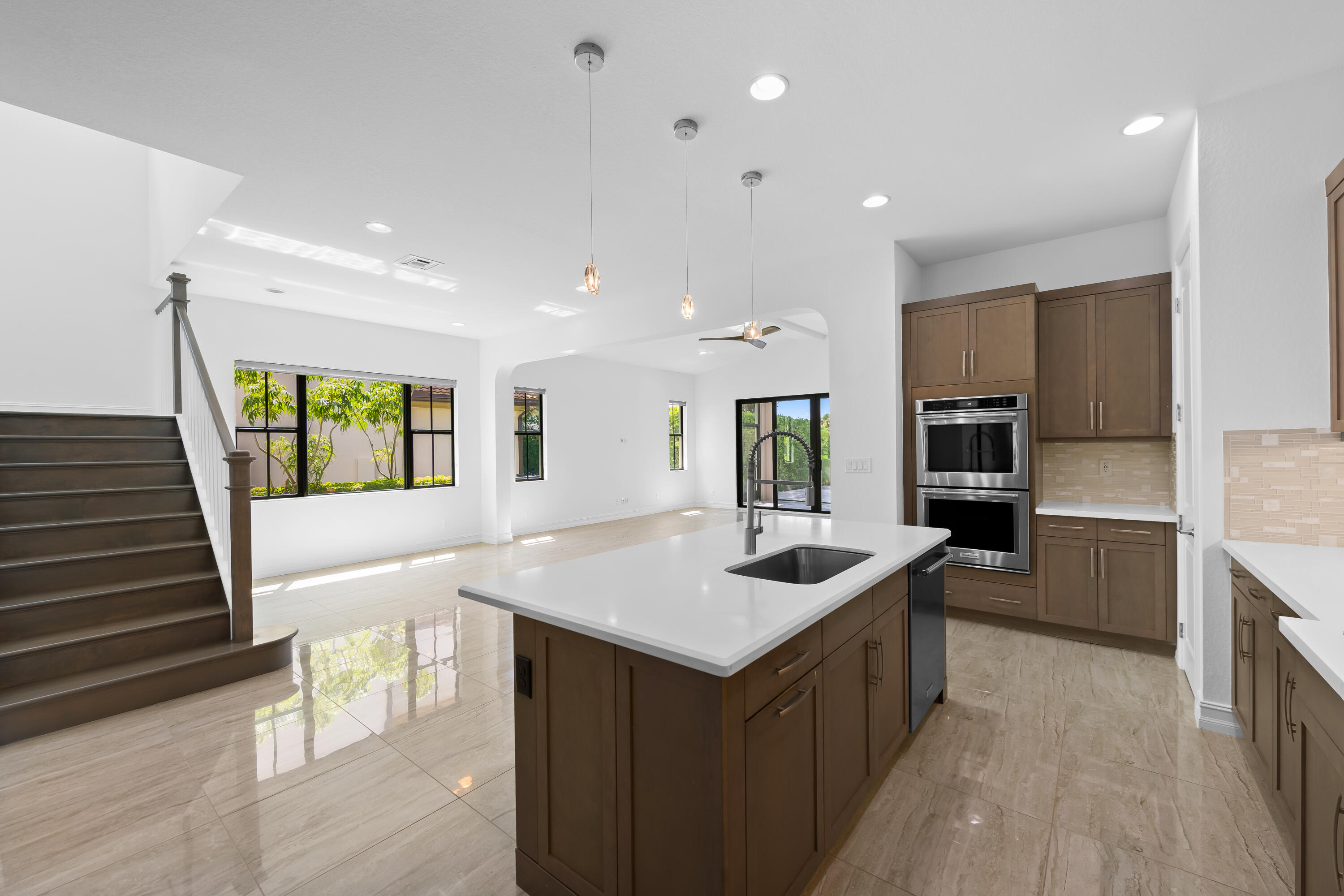 11650 Horizon Road Property Photo 6