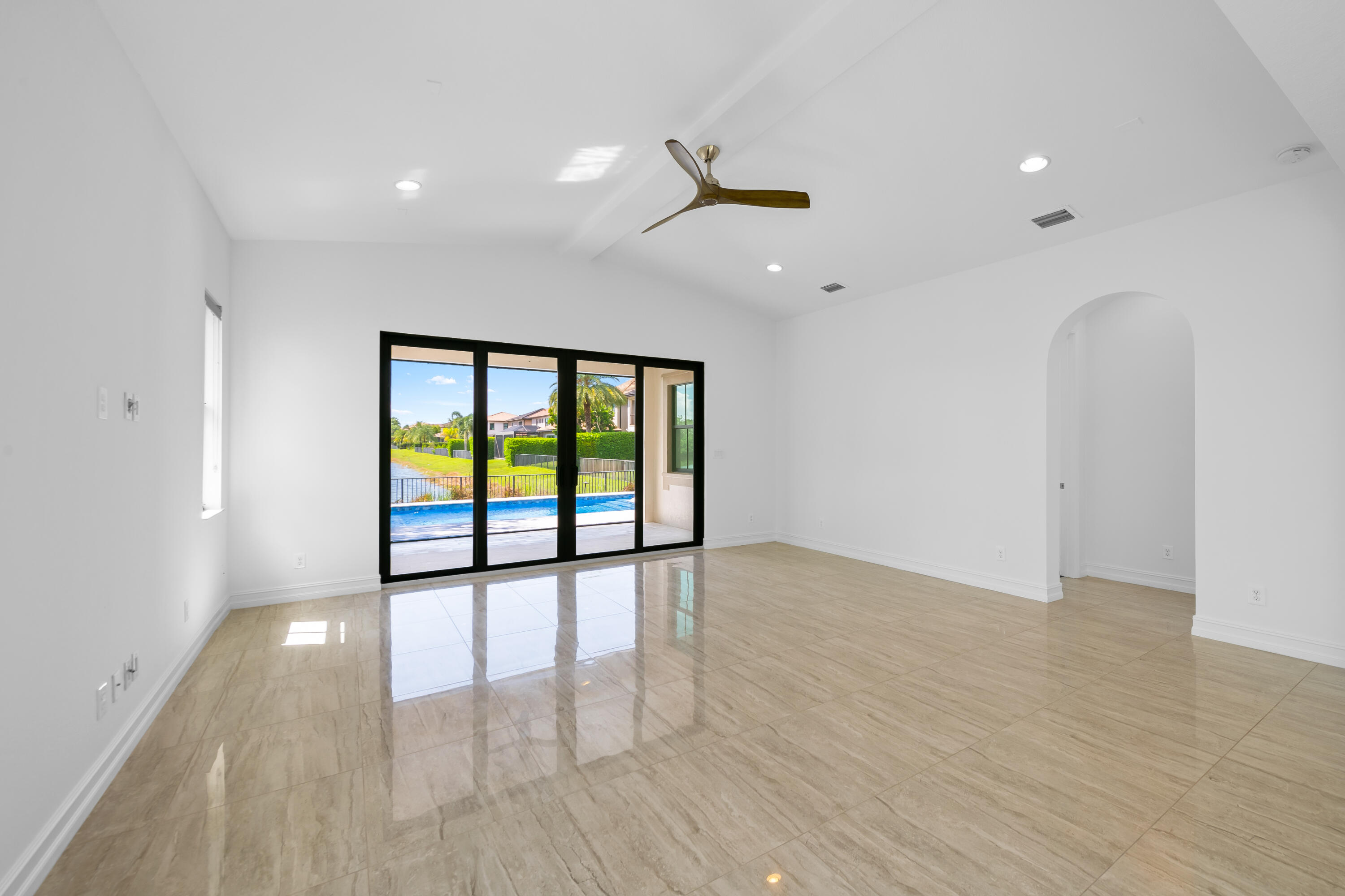 11650 Horizon Road Property Photo 15