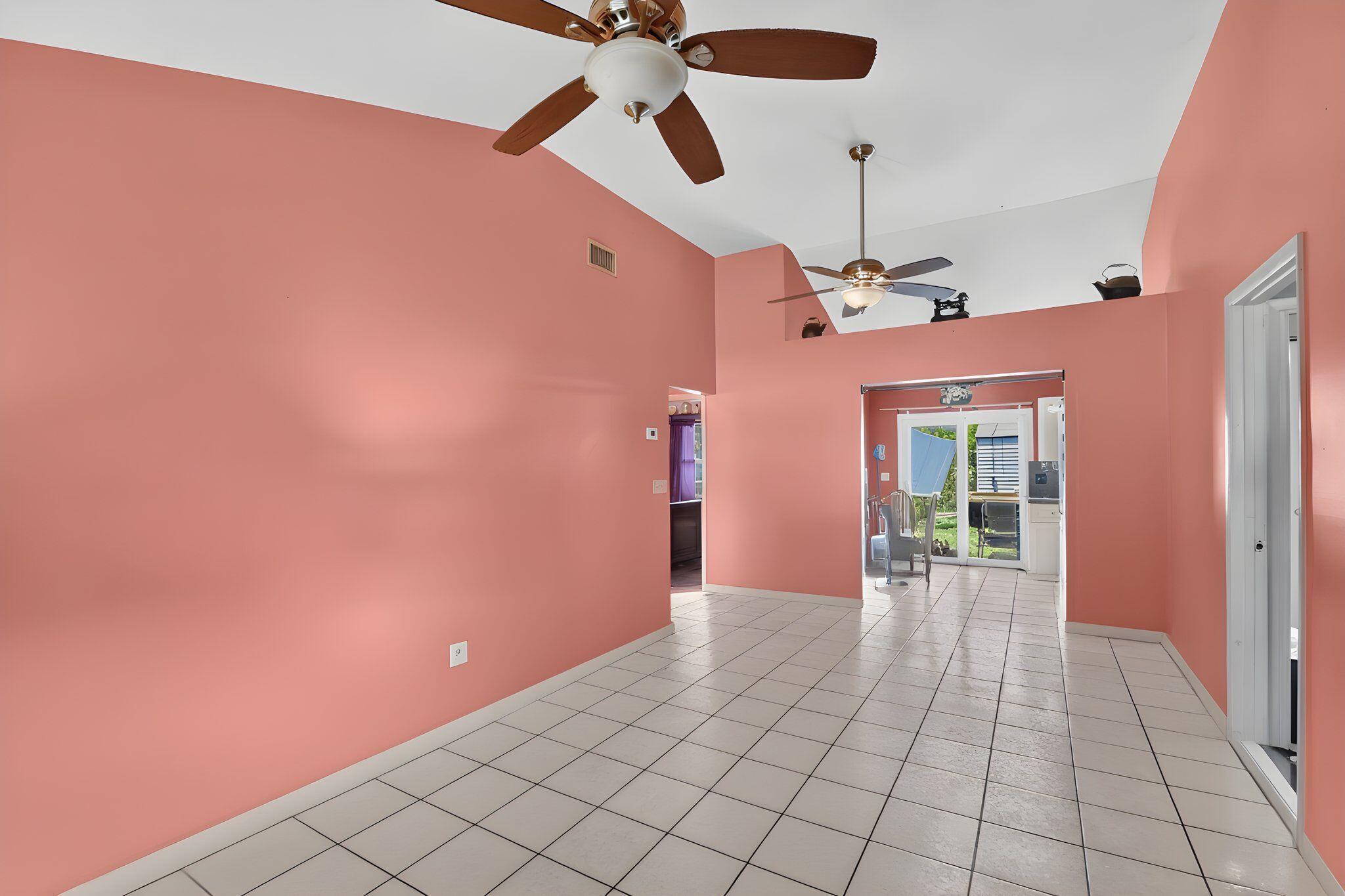 207/227 Ethelyn Drive Property Photo 8