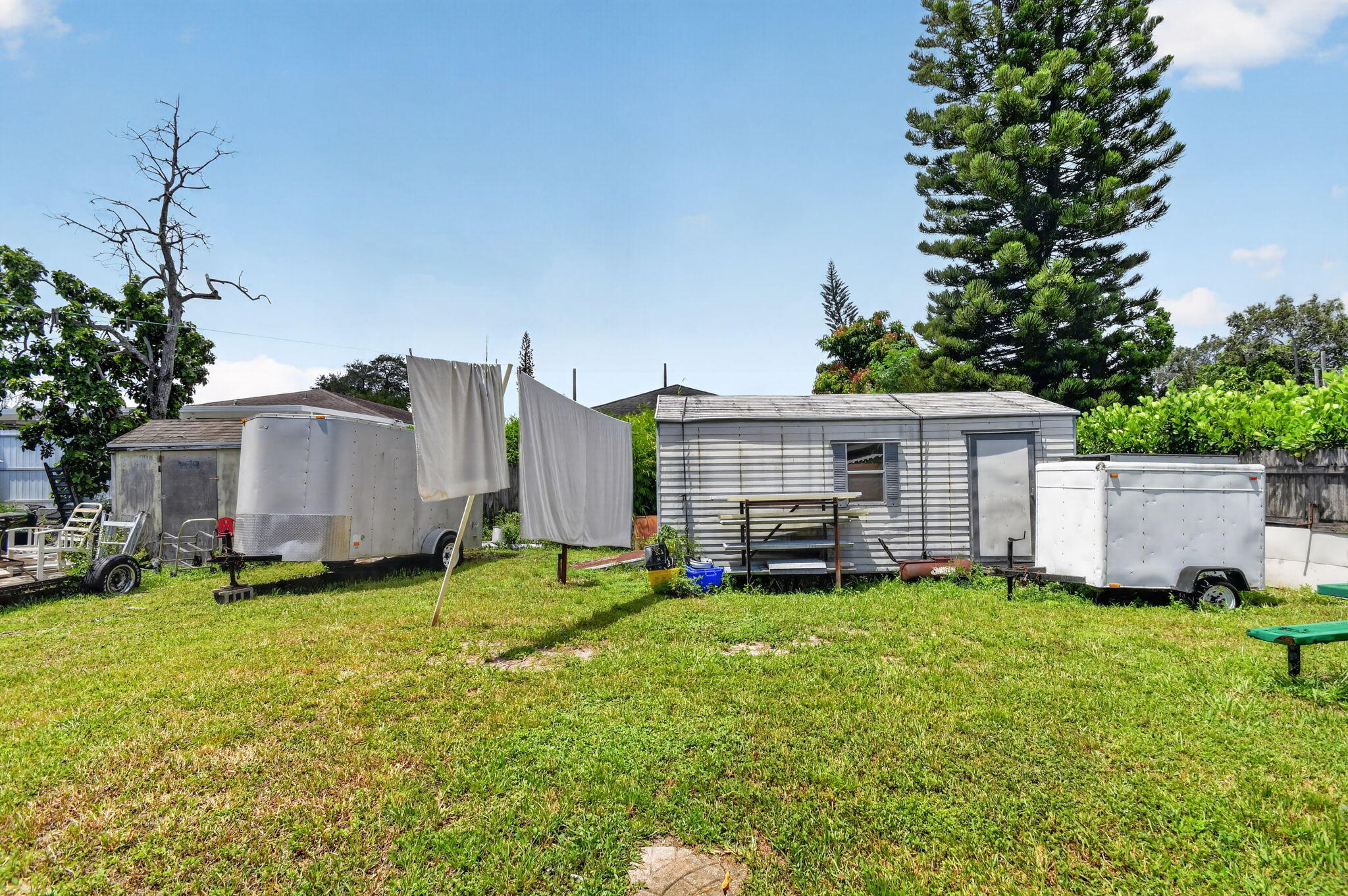 207/227 Ethelyn Drive Property Photo 37