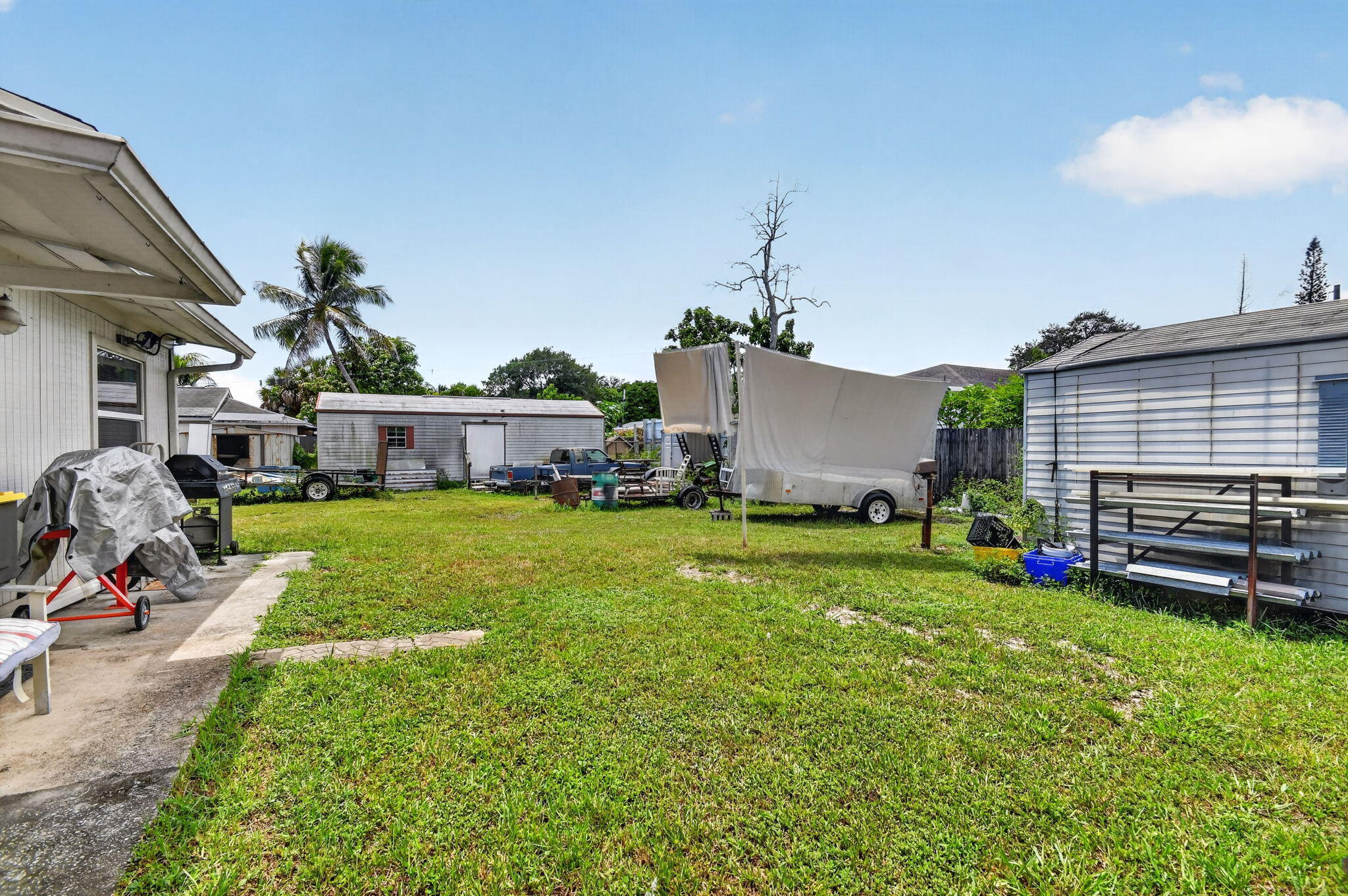 207/227 Ethelyn Drive Property Photo 38