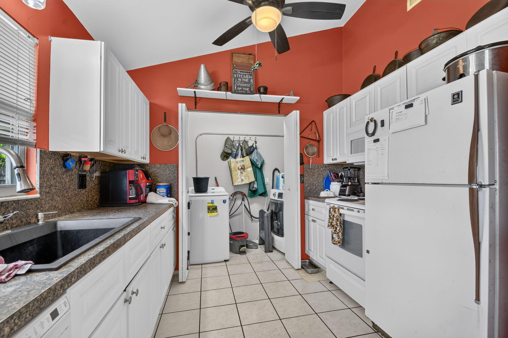 207/227 Ethelyn Drive Property Photo 69