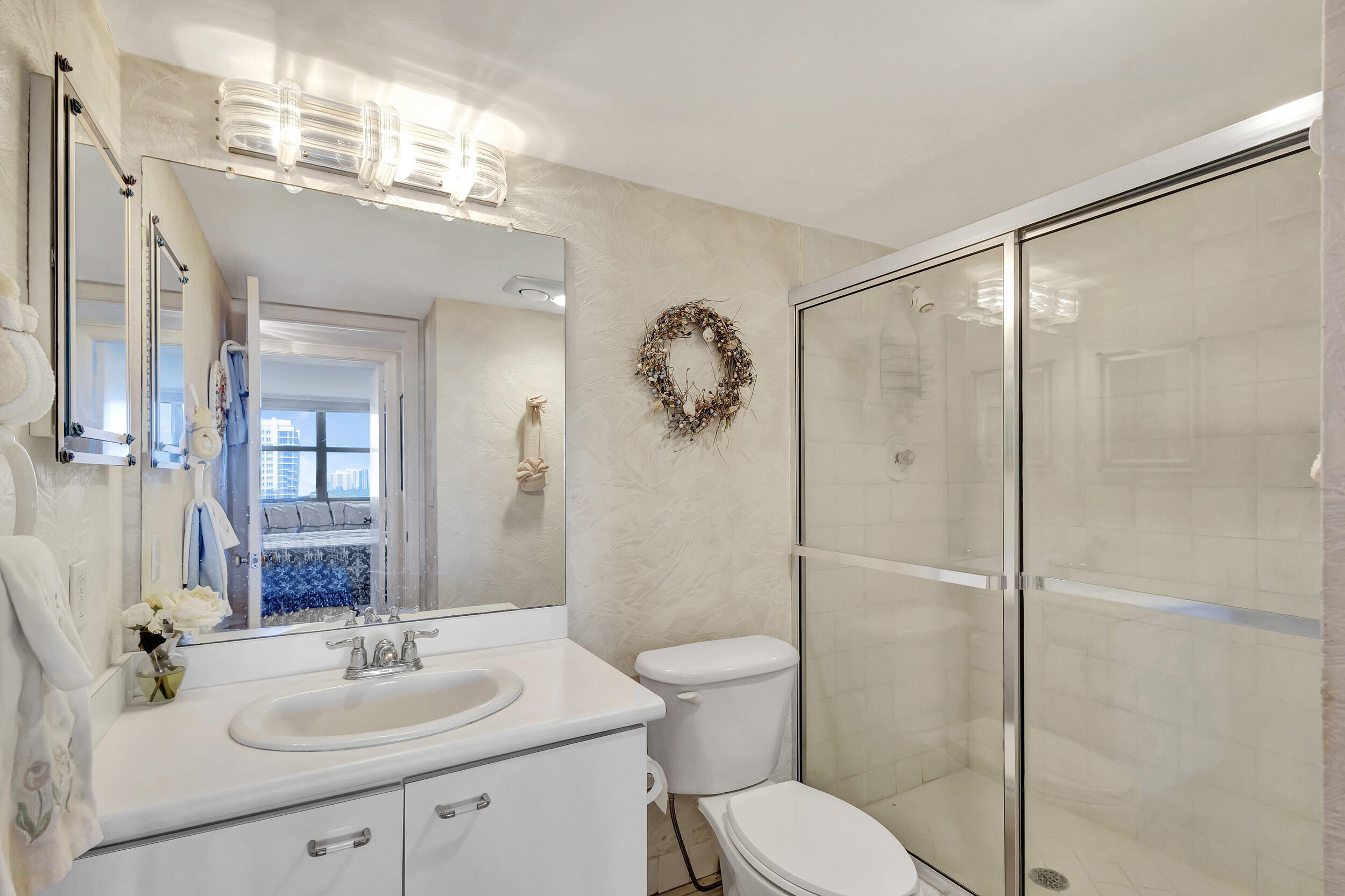 3400 N Ocean Drive 1505 Property Photo 29