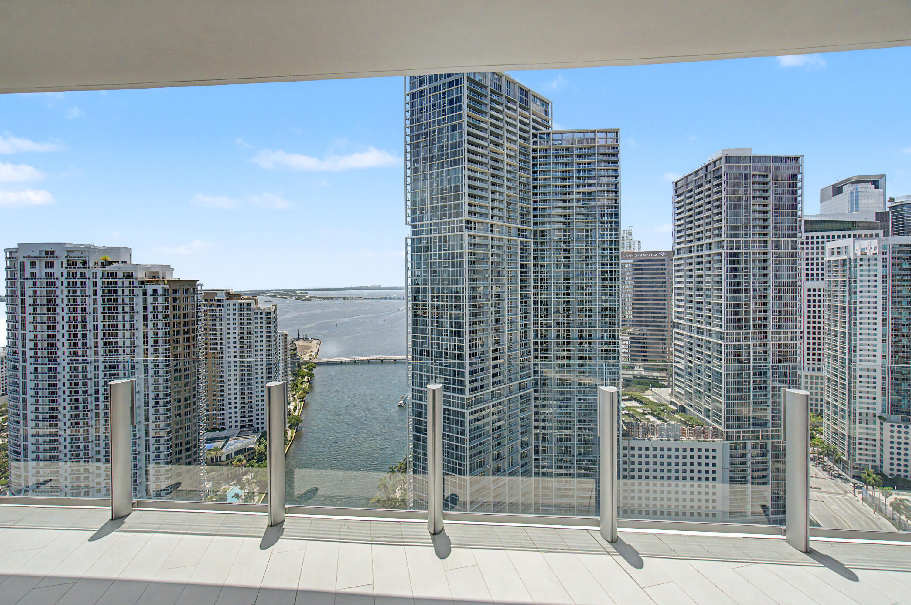 300 Biscayne Boulevard Way 3306 Property Photo 3
