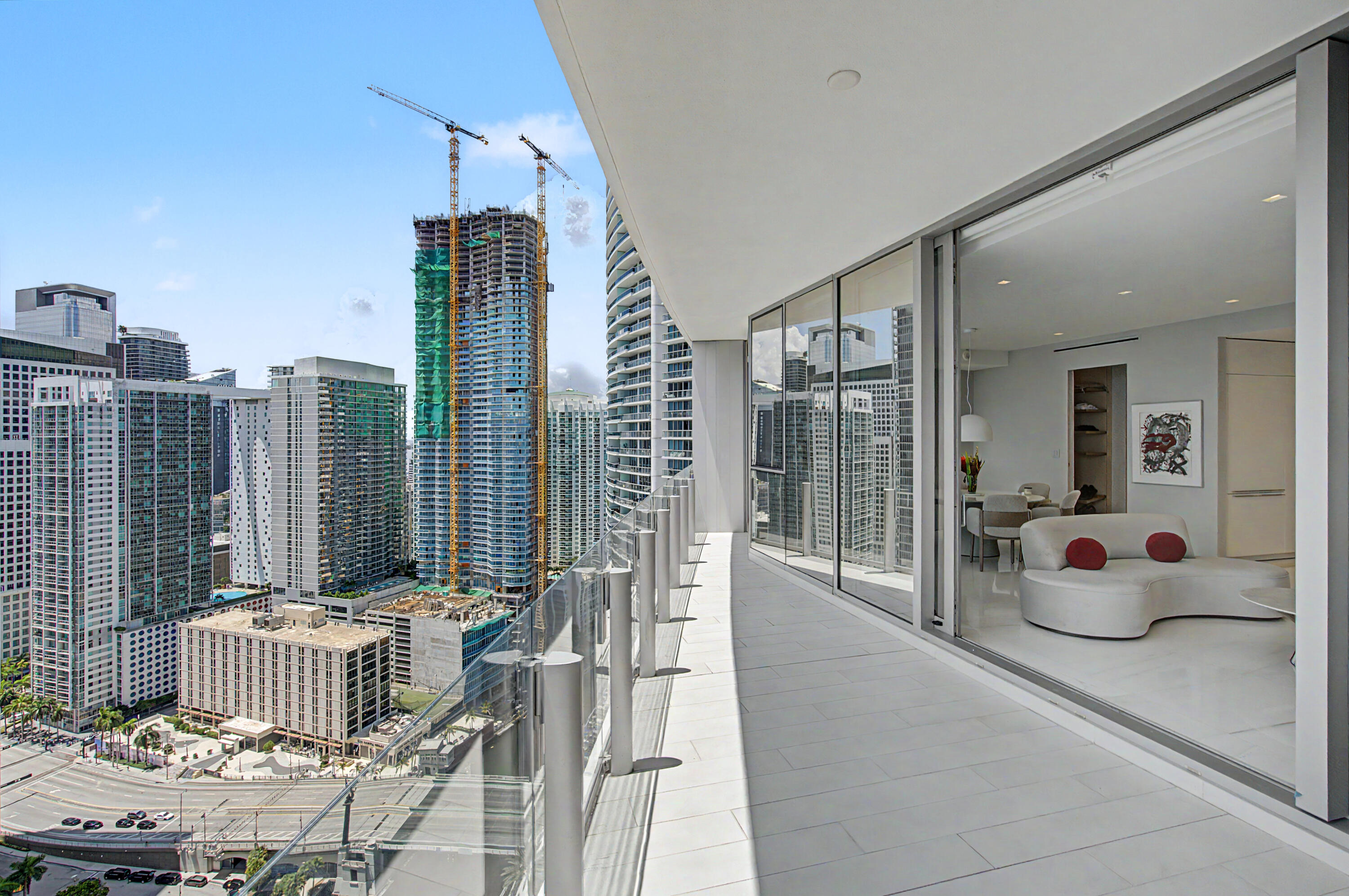 300 Biscayne Boulevard Way 3306 Property Photo 9