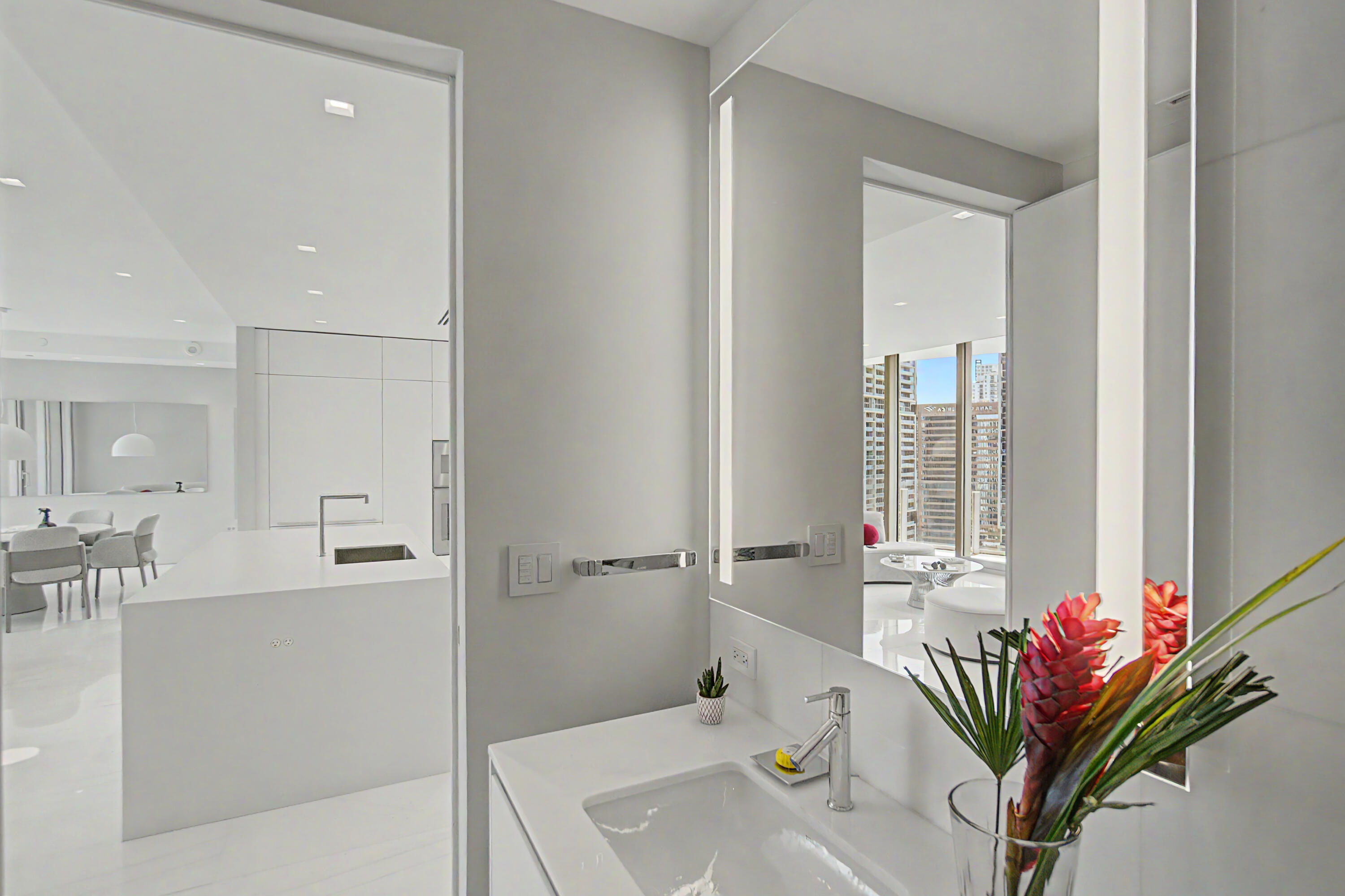 300 Biscayne Boulevard Way 3306 Property Photo 29