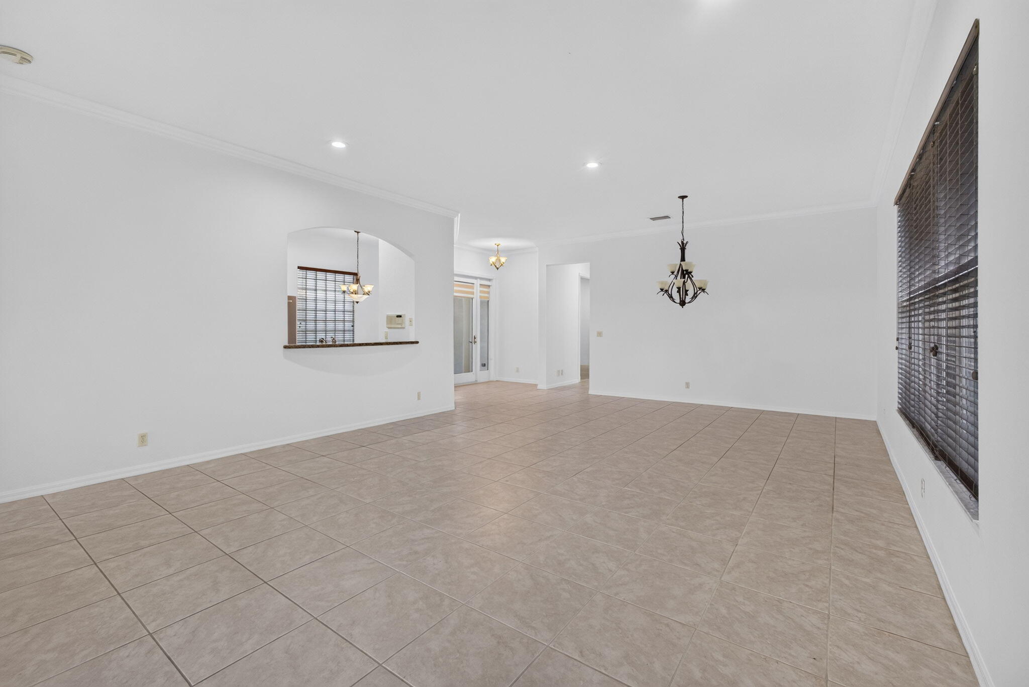 206 Isle Verde Way Property Photo 13