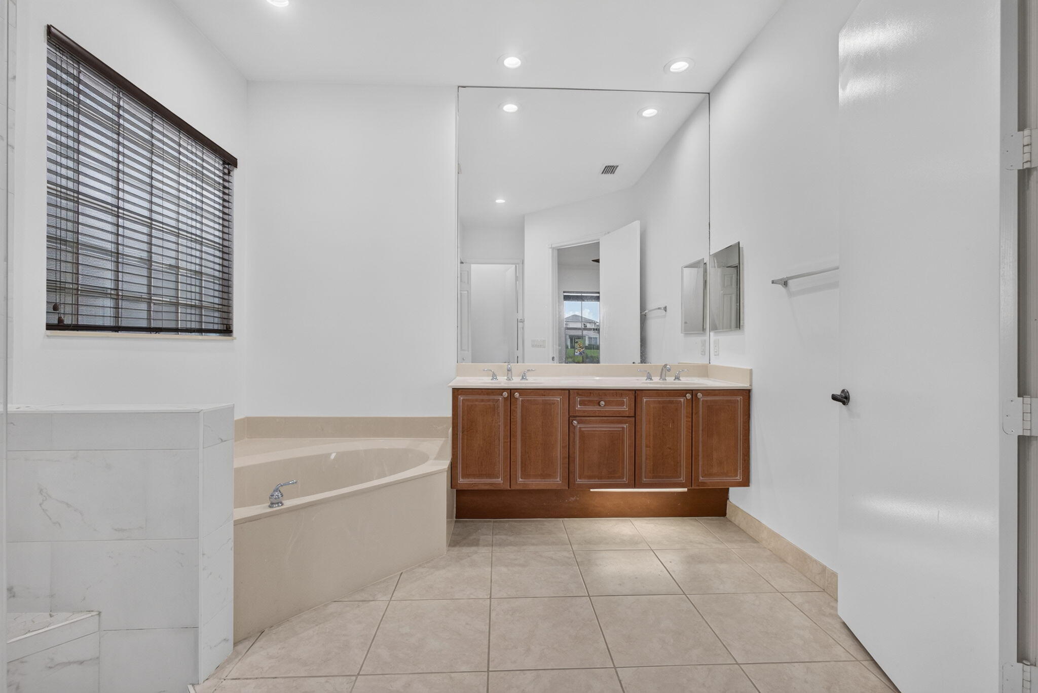 206 Isle Verde Way Property Photo 26