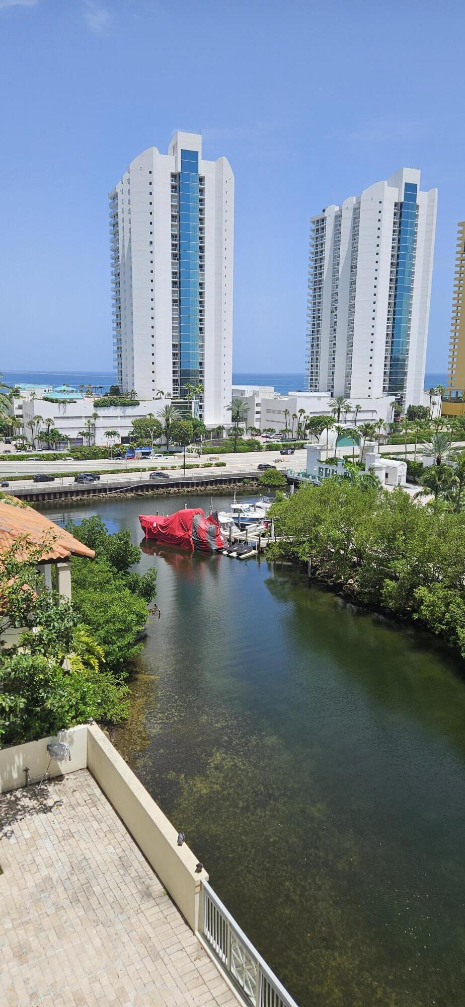 200 Sunny Isles Boulevard 2-806 Property Photo 31