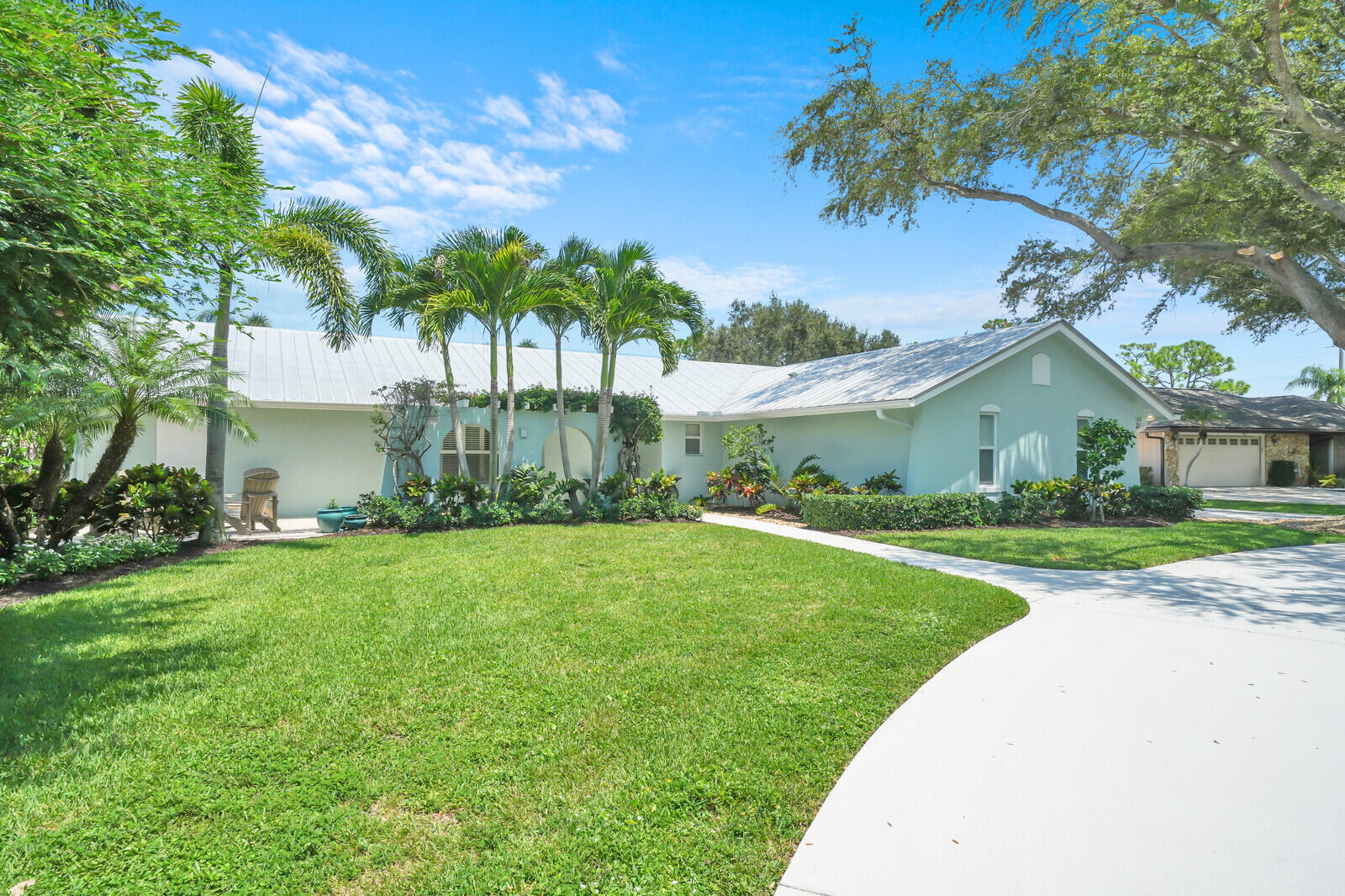 6176 Eagles Nest Drive Property Photo 3