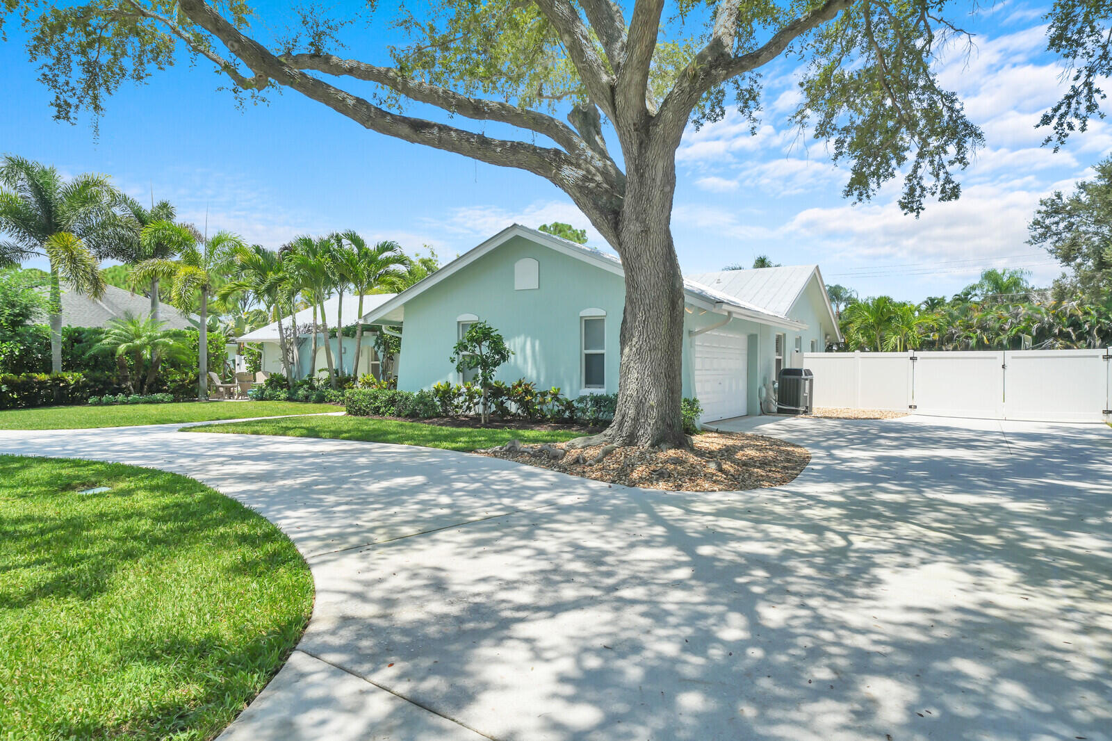 6176 Eagles Nest Drive Property Photo 6