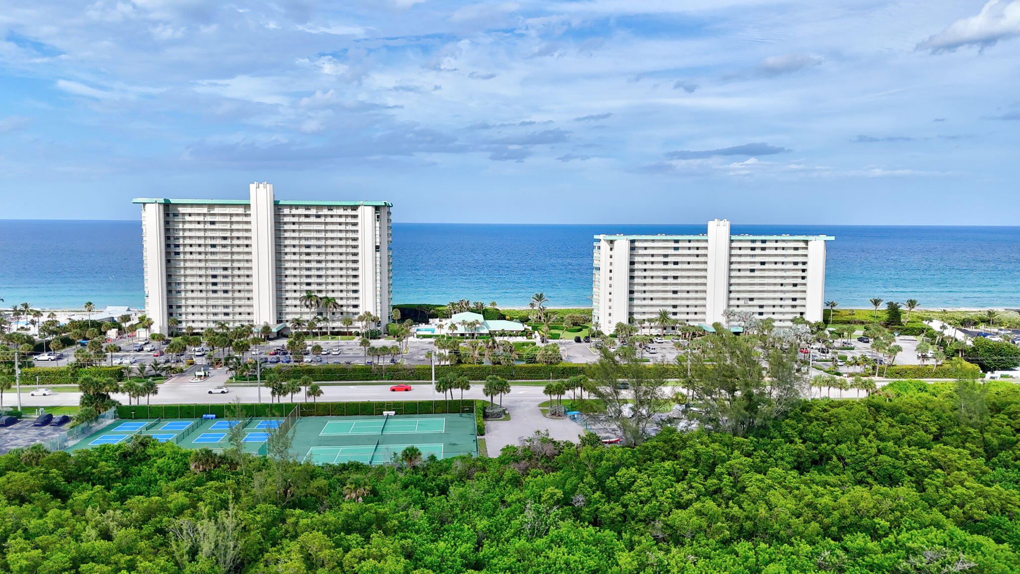 9940 S Ocean Drive 506 Property Photo 33