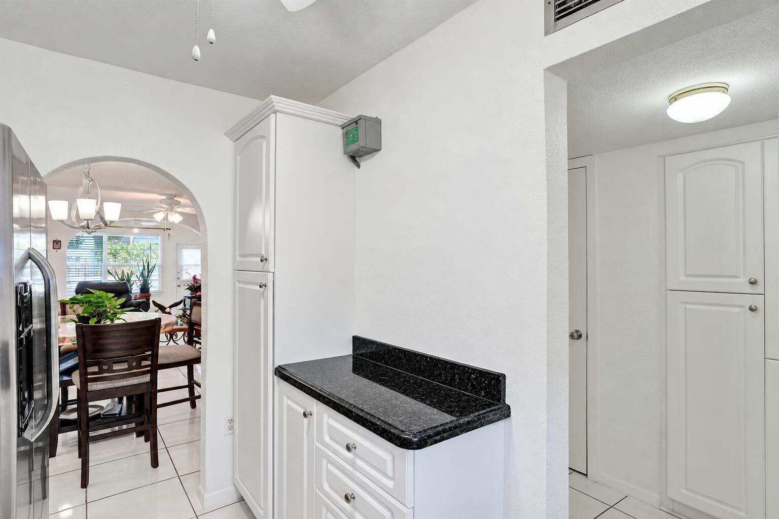 2651 Sunrise Lakes Drive E 104 Property Photo 3