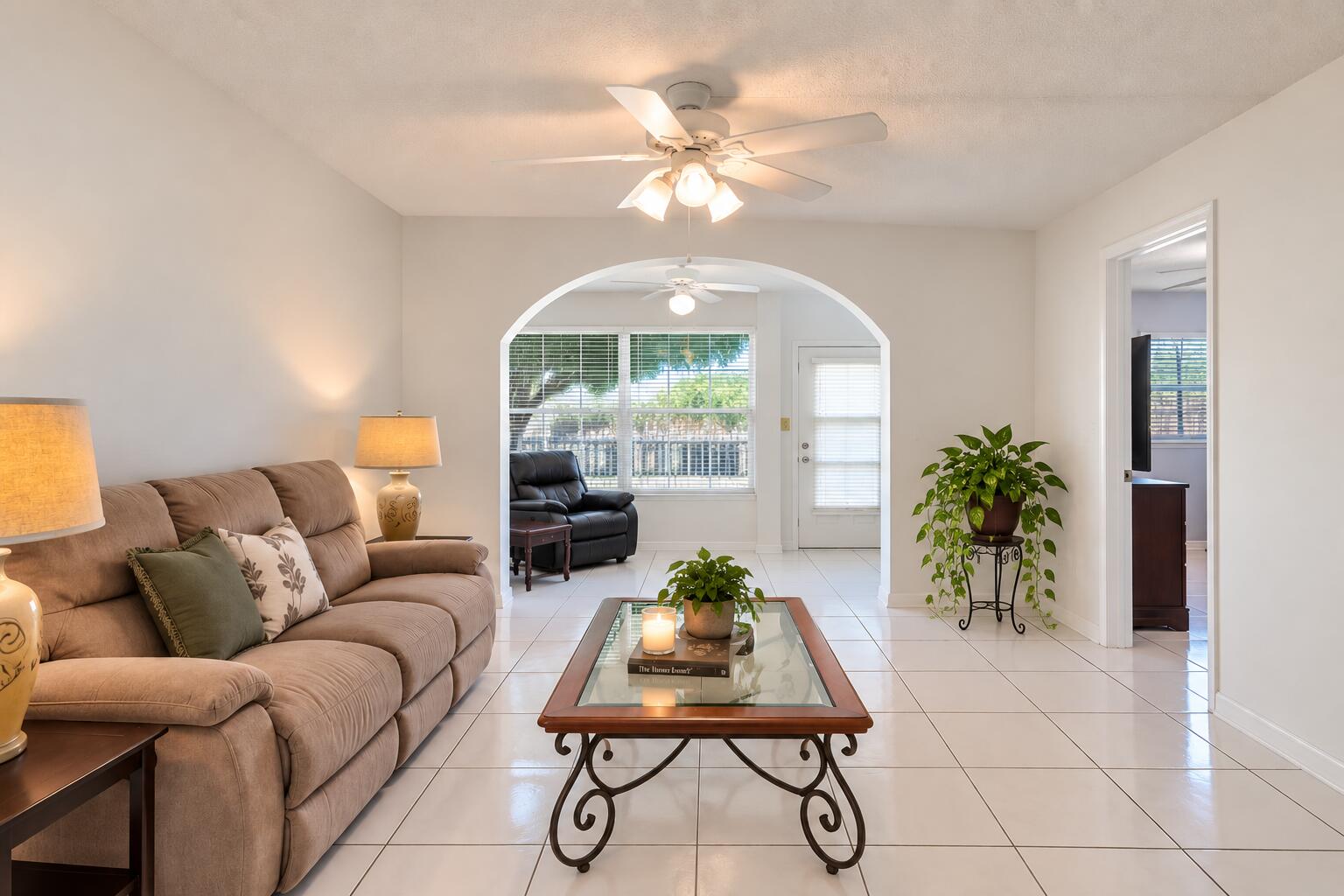 2651 Sunrise Lakes Drive E 104 Property Photo 5