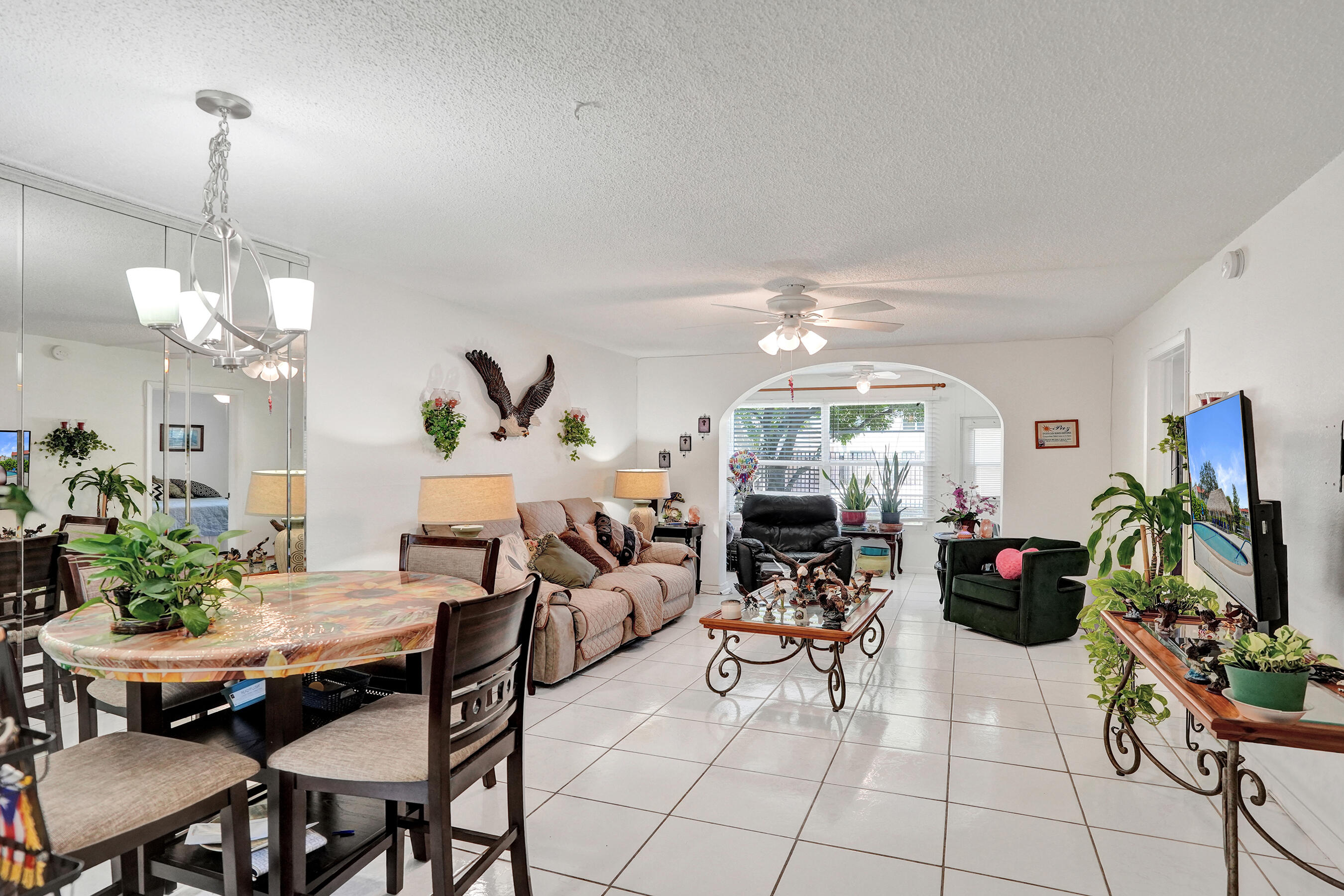 2651 Sunrise Lakes Drive E 104 Property Photo 13