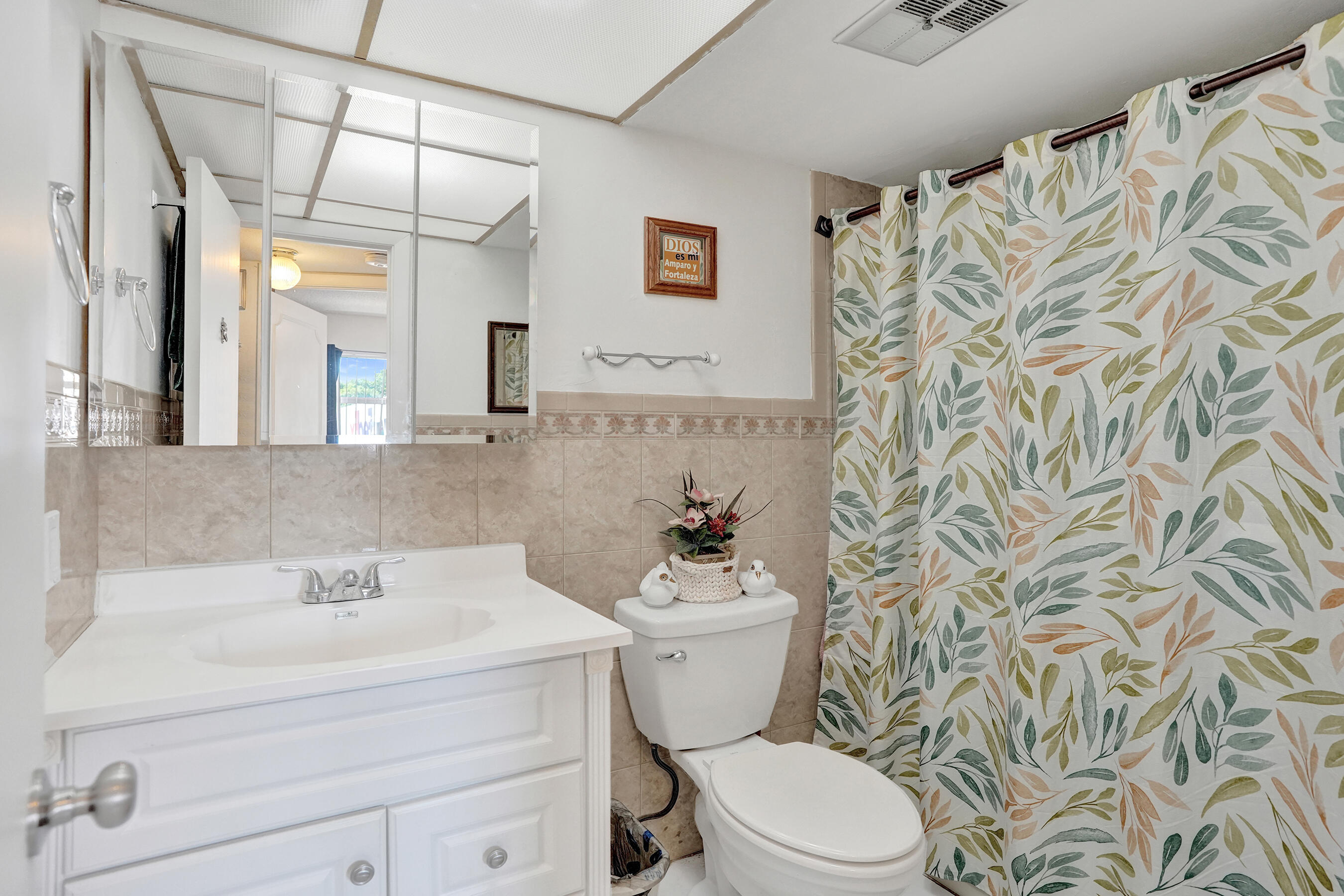 2651 Sunrise Lakes Drive E 104 Property Photo 35