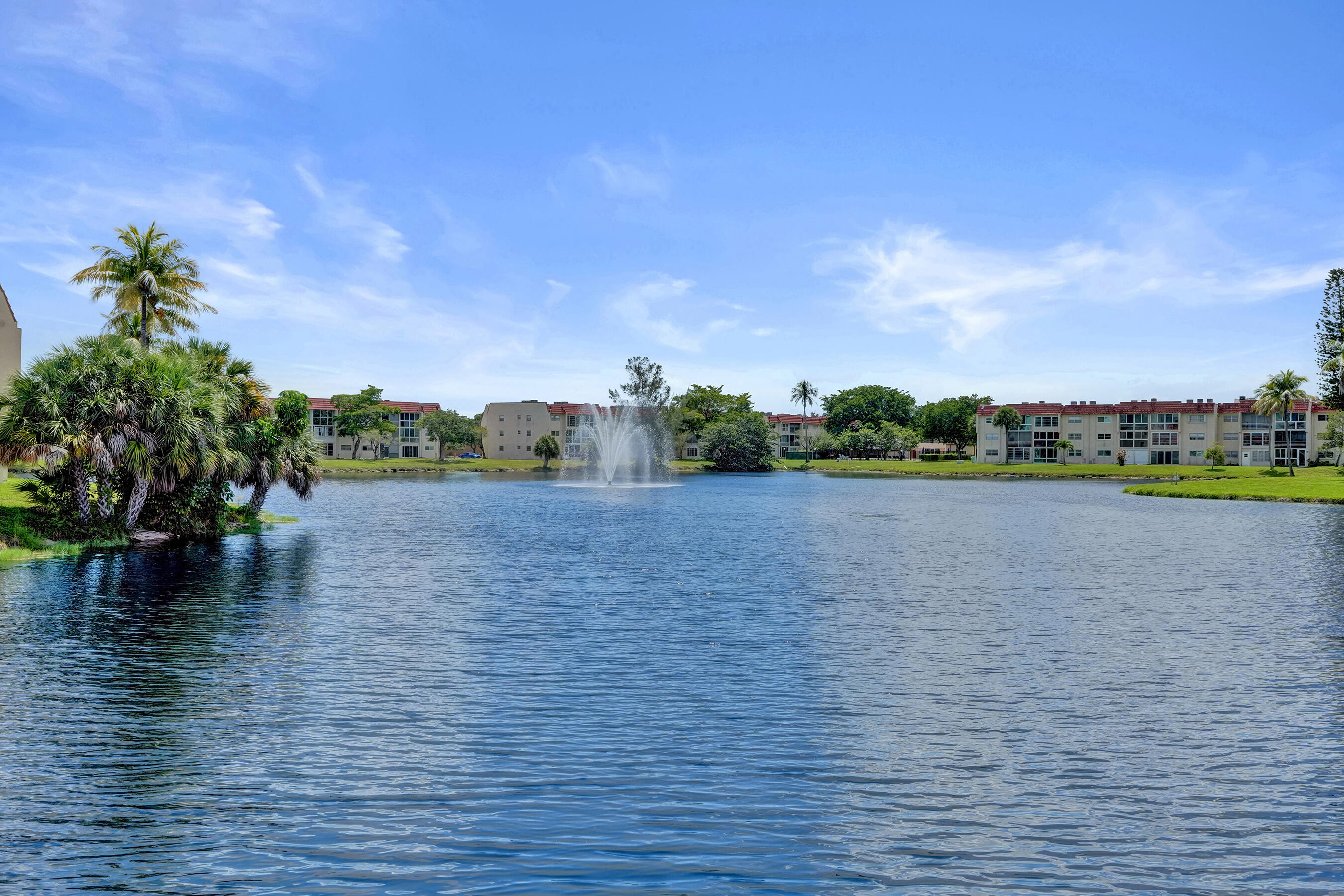 2651 Sunrise Lakes Drive E 104 Property Photo 46