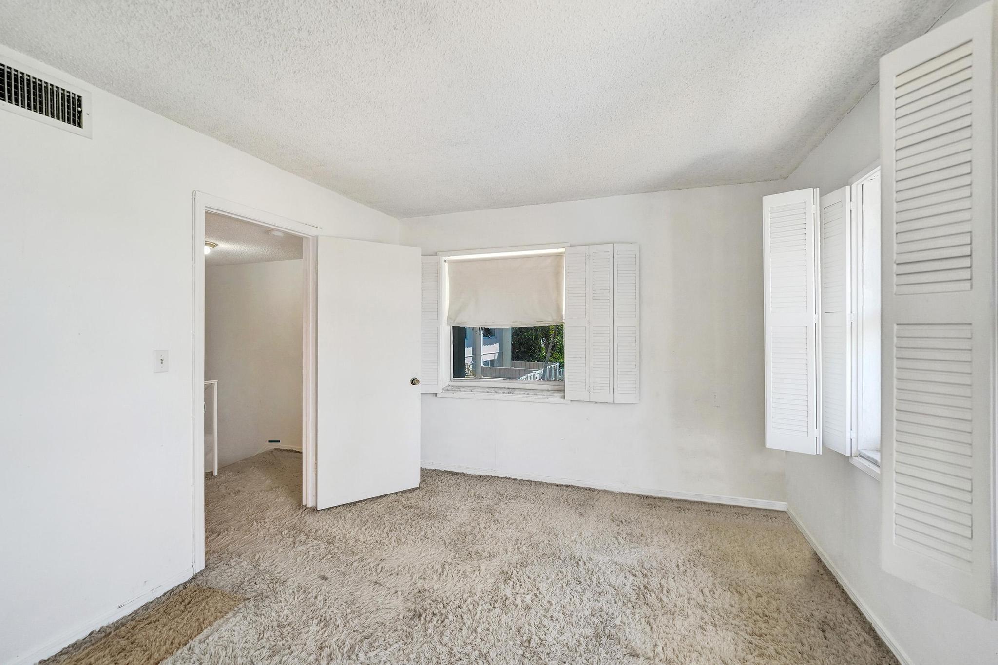 5555 N Ocean Boulevard 17 Property Photo 38