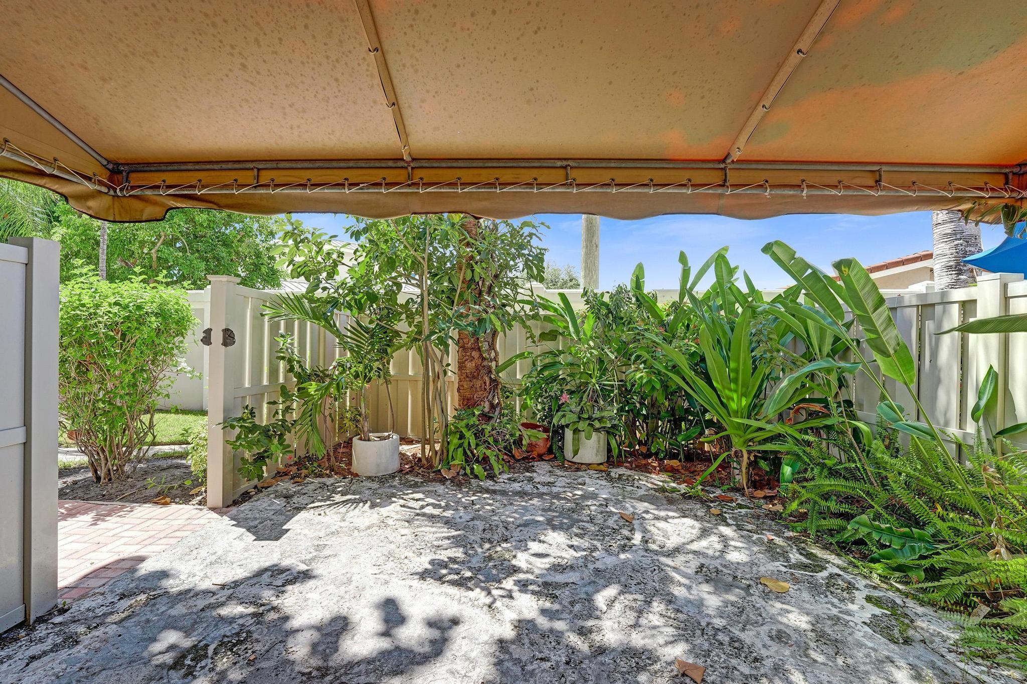 5555 N Ocean Boulevard 17 Property Photo 44