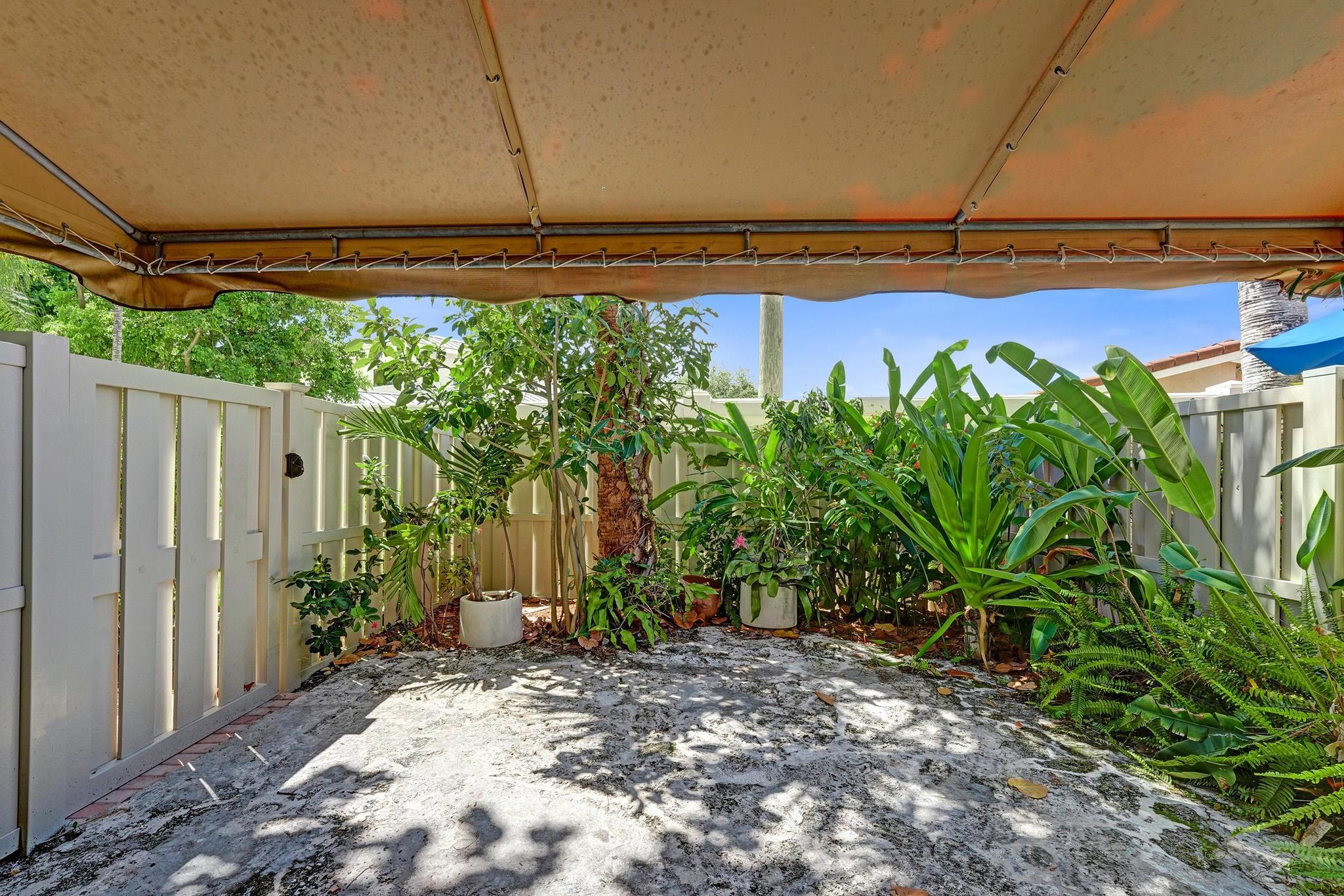 5555 N Ocean Boulevard 17 Property Photo 48
