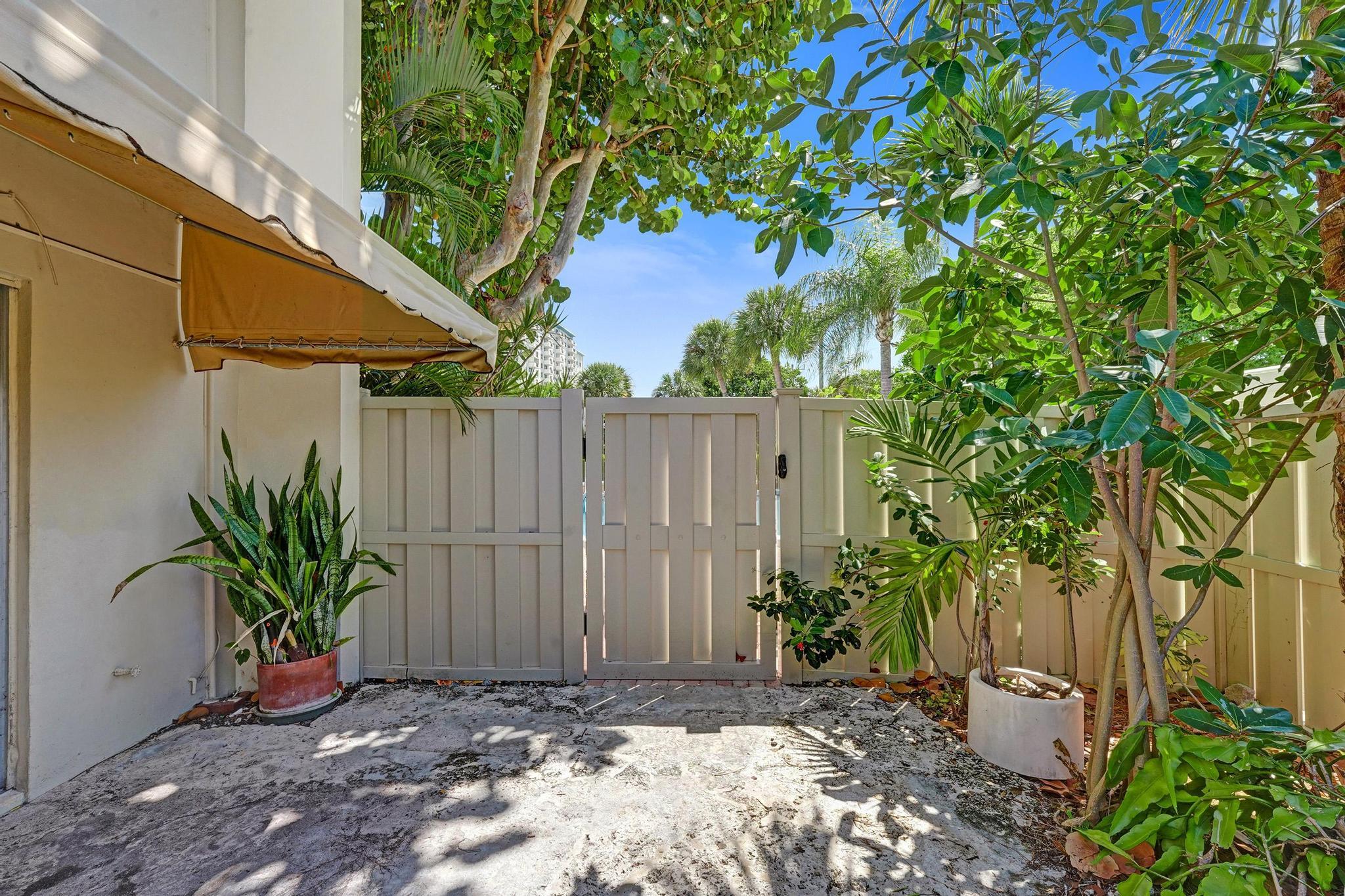 5555 N Ocean Boulevard 17 Property Photo 49