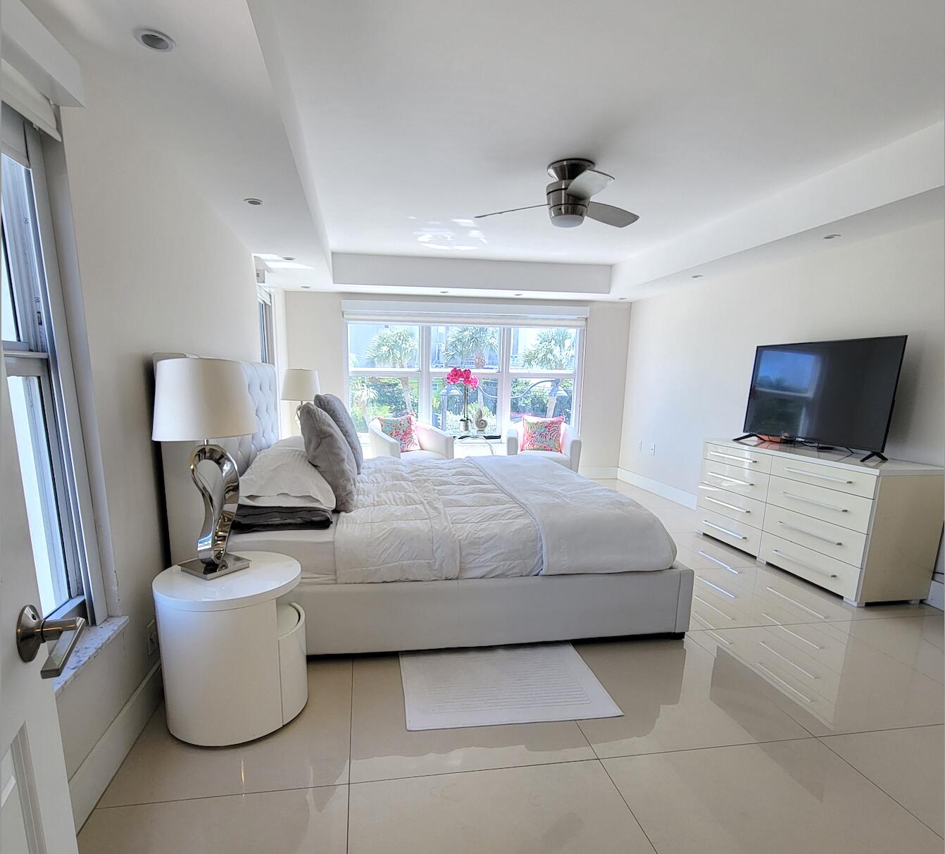 3000 E Sunrise Boulevard 2b Property Photo 17