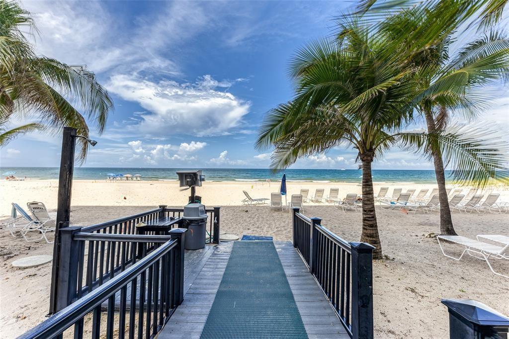 1010 S Ocean Boulevard 1516 Property Photo 48