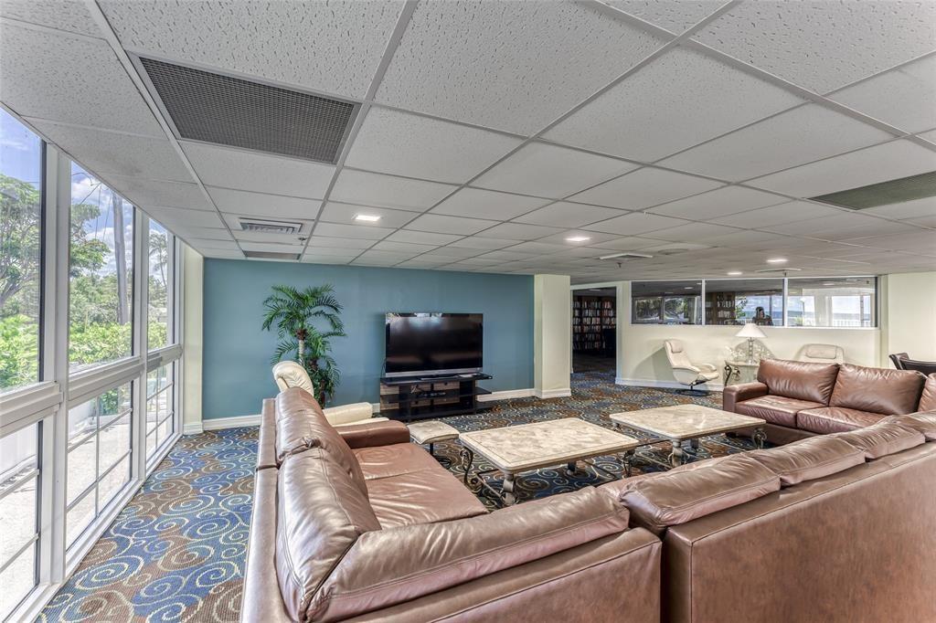 1010 S Ocean Boulevard 1516 Property Photo 57