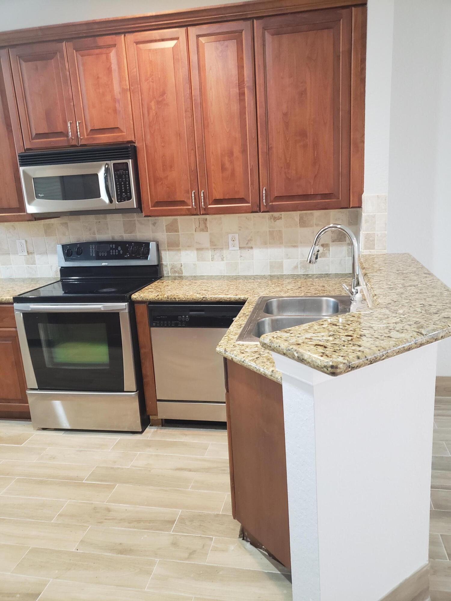 222 Bayfront Drive 222 Property Photo 6