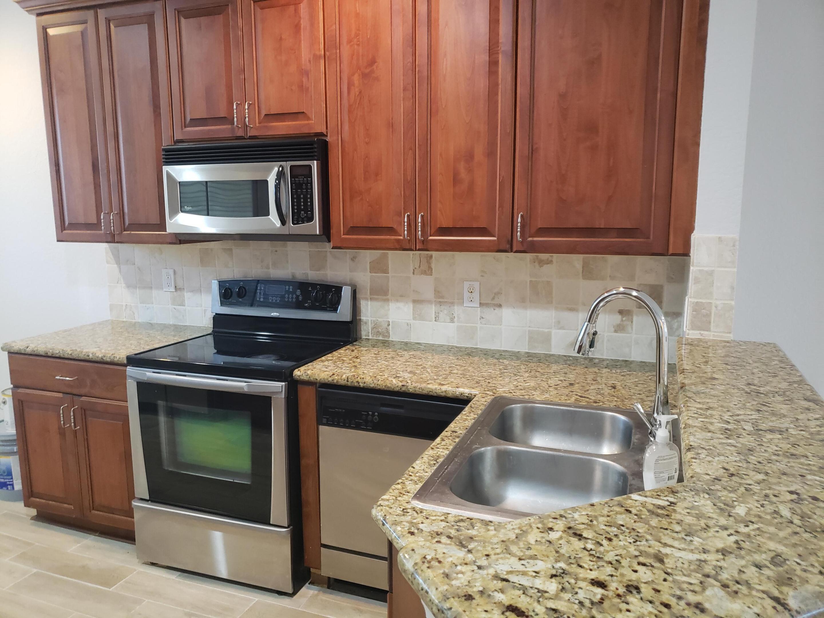 222 Bayfront Drive 222 Property Photo 10
