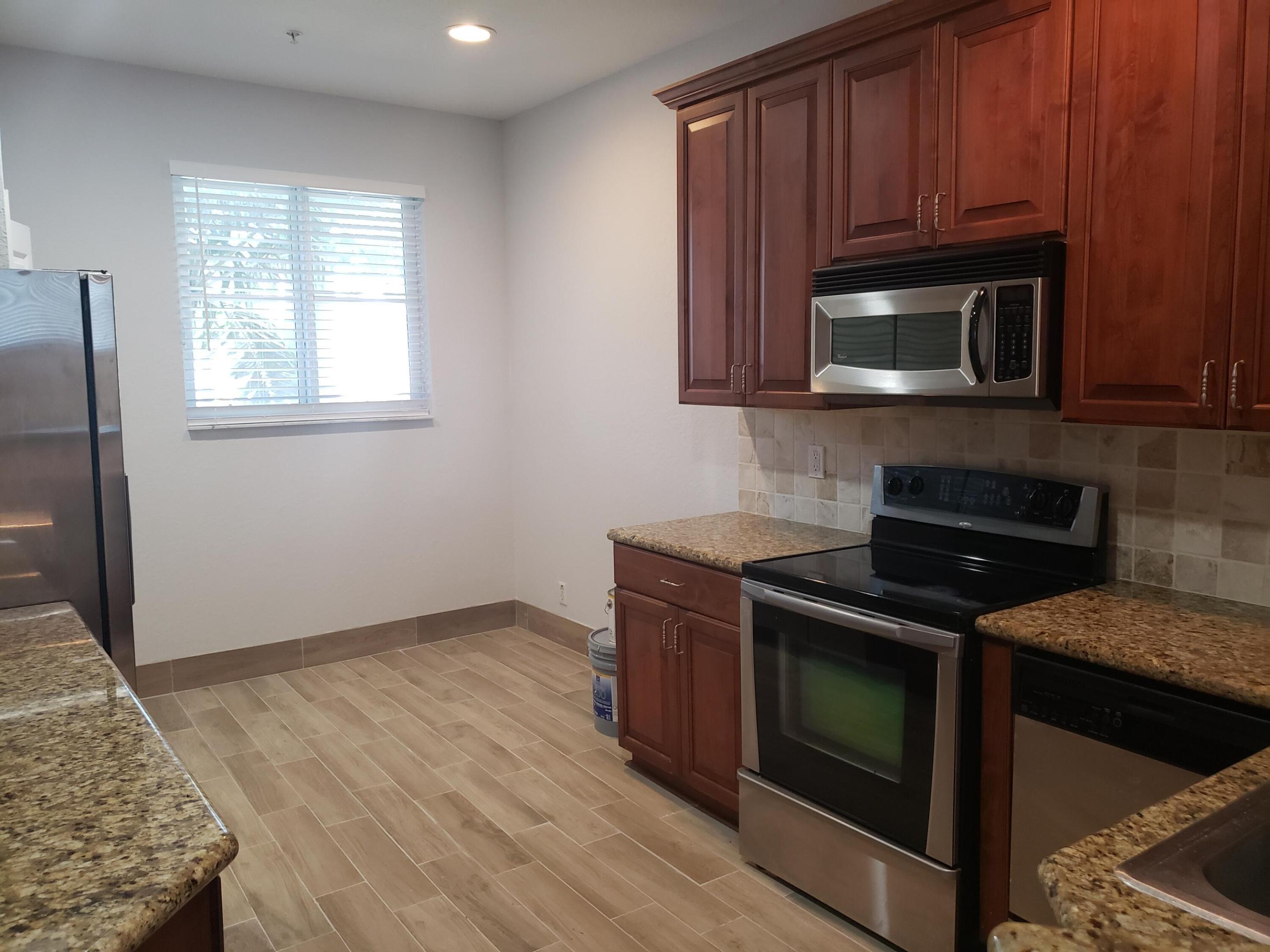 222 Bayfront Drive 222 Property Photo 13