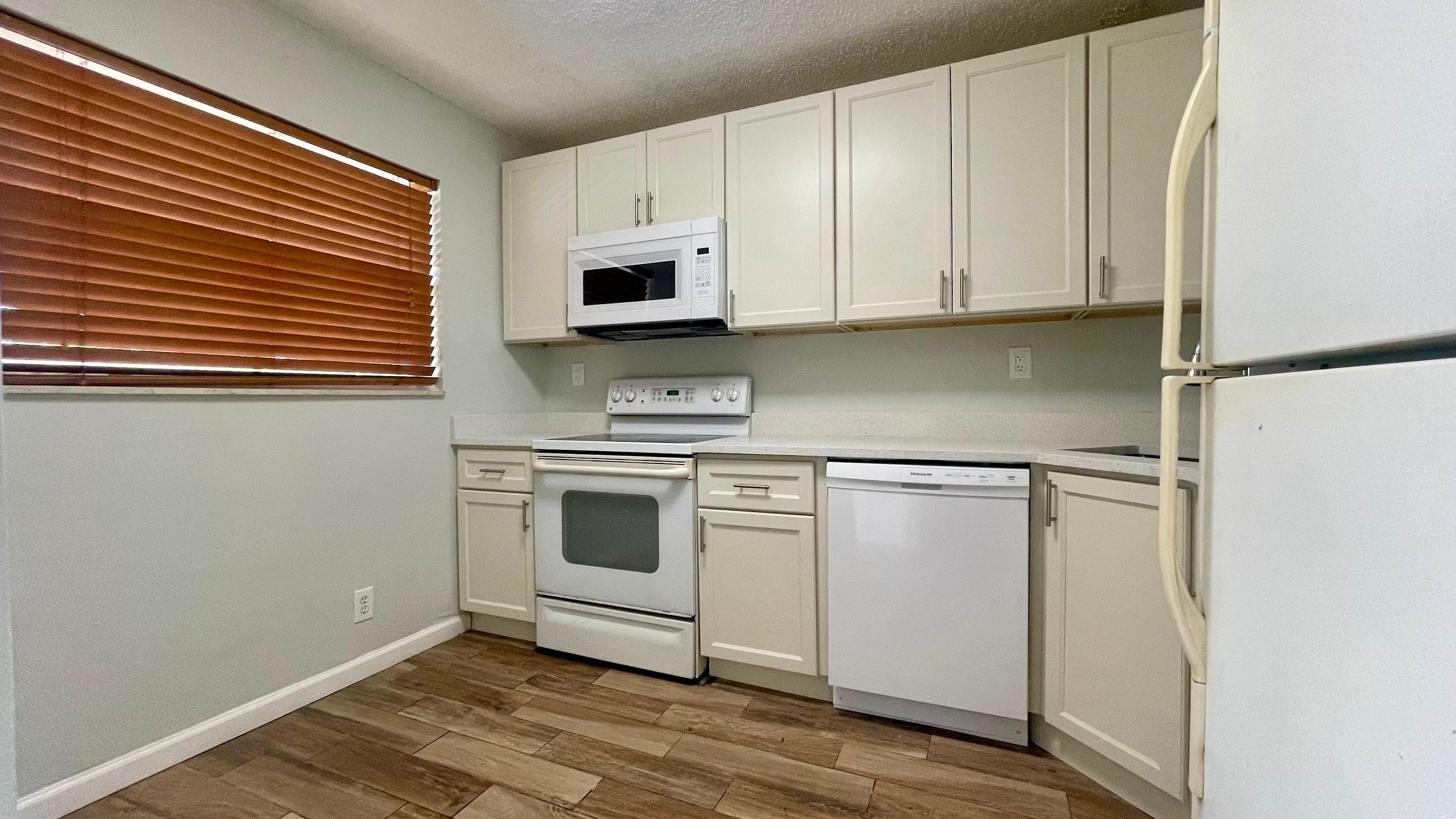 1801 Nw 75th Avenue 211 Property Photo 5