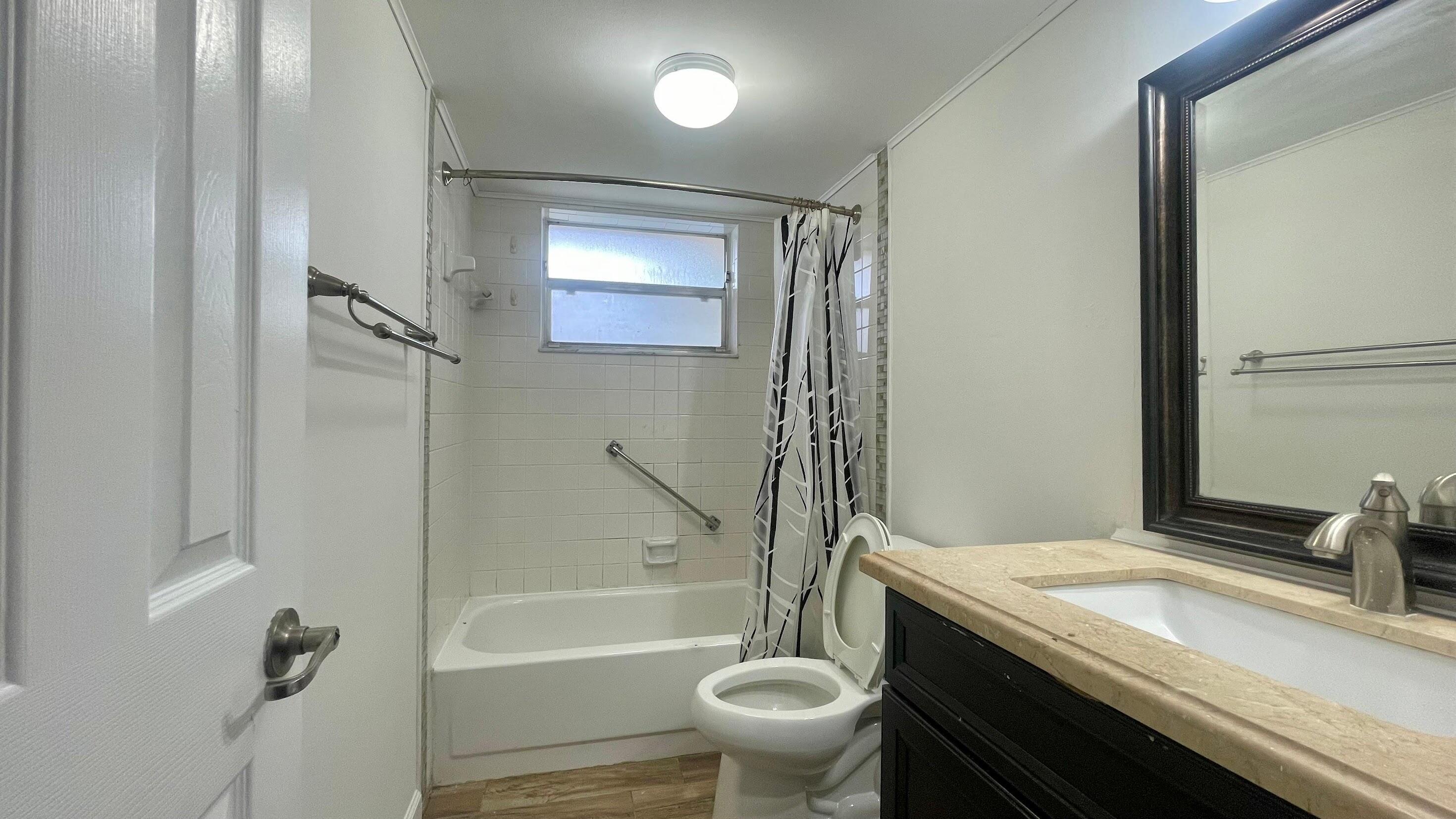 1801 Nw 75th Avenue 211 Property Photo 21