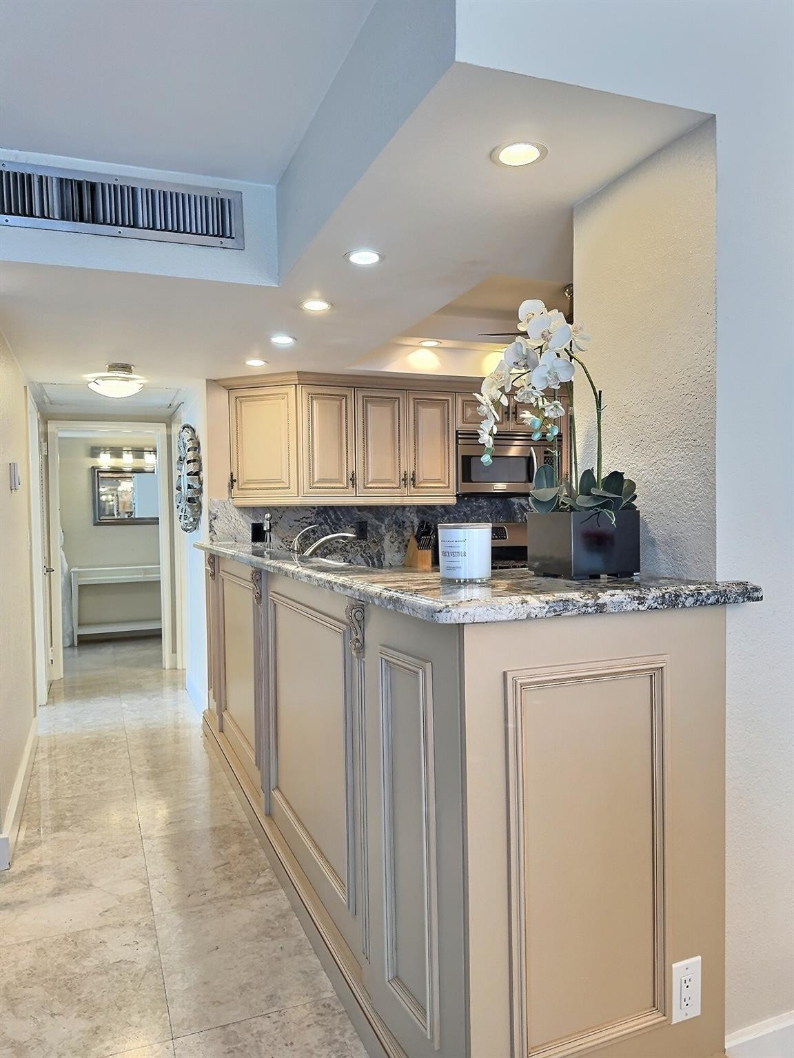 2030 S Ocean Drive 1626 Property Photo 19