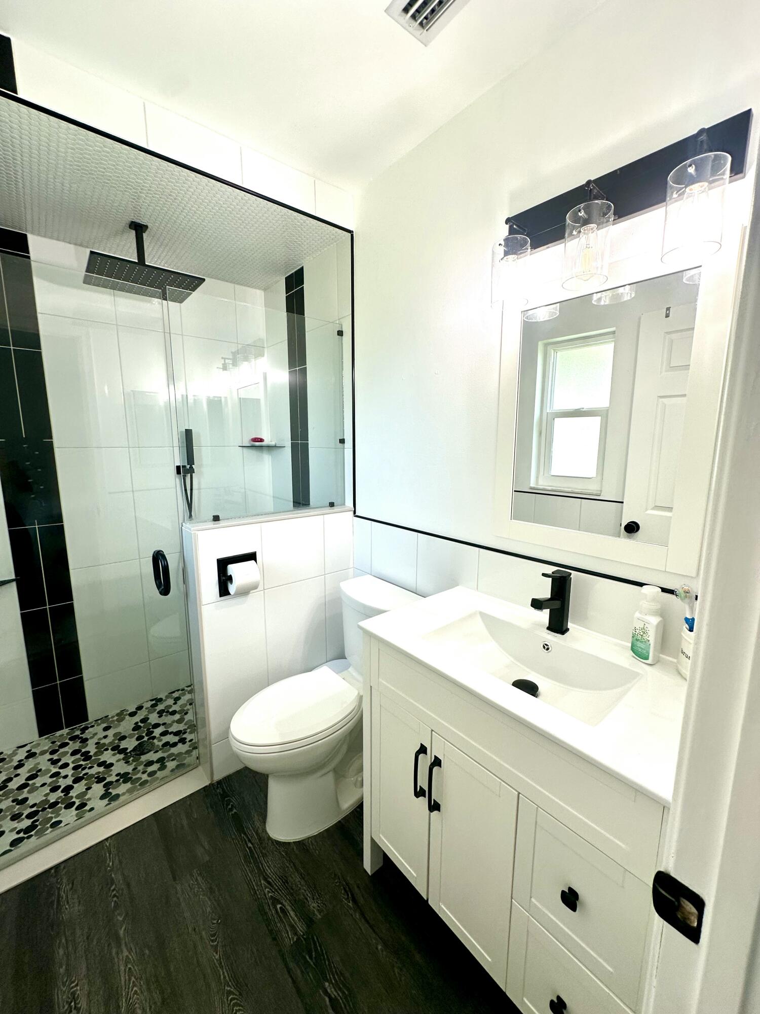 121 Eider Court Property Photo 10