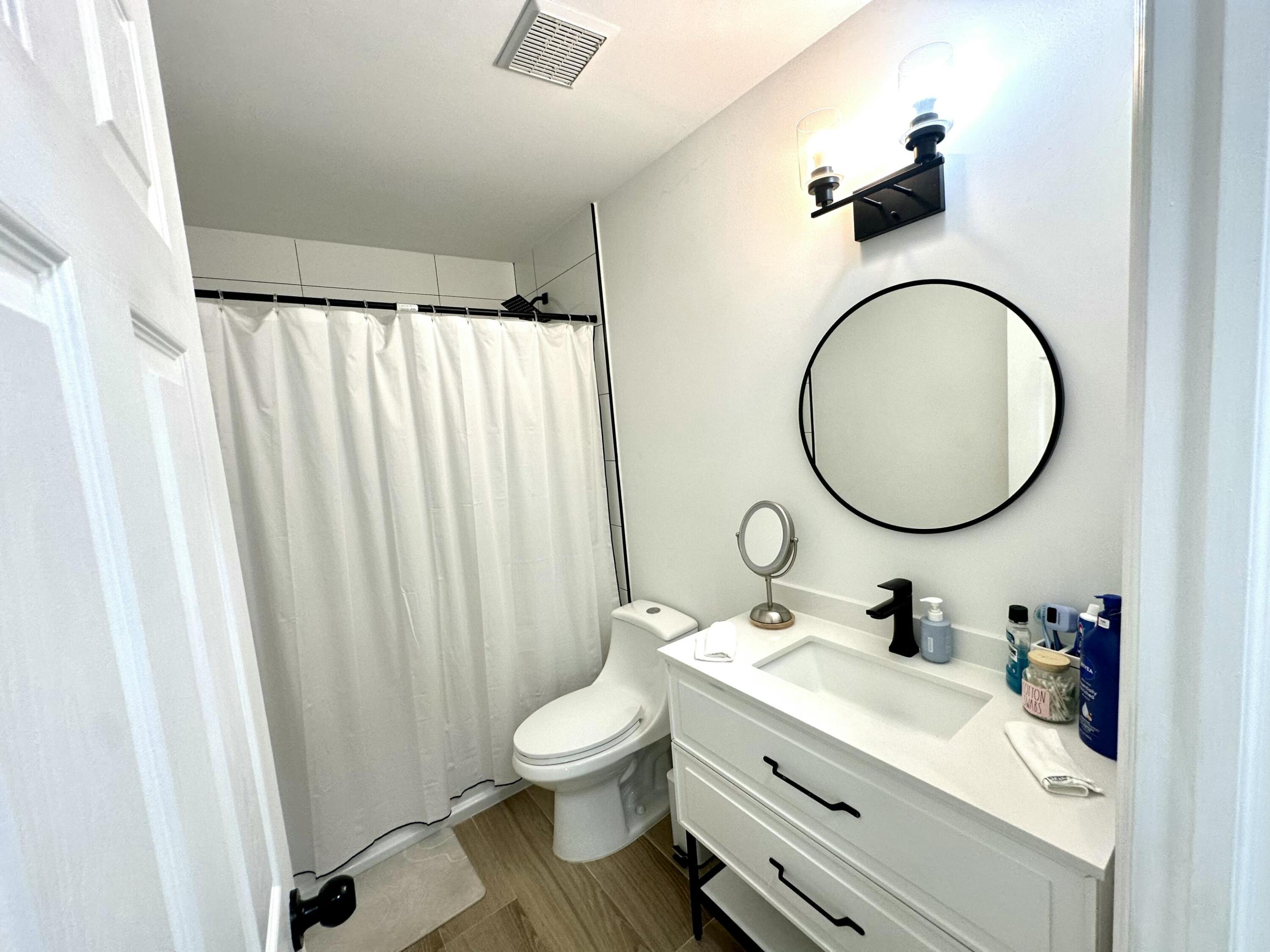 121 Eider Court Property Photo 15