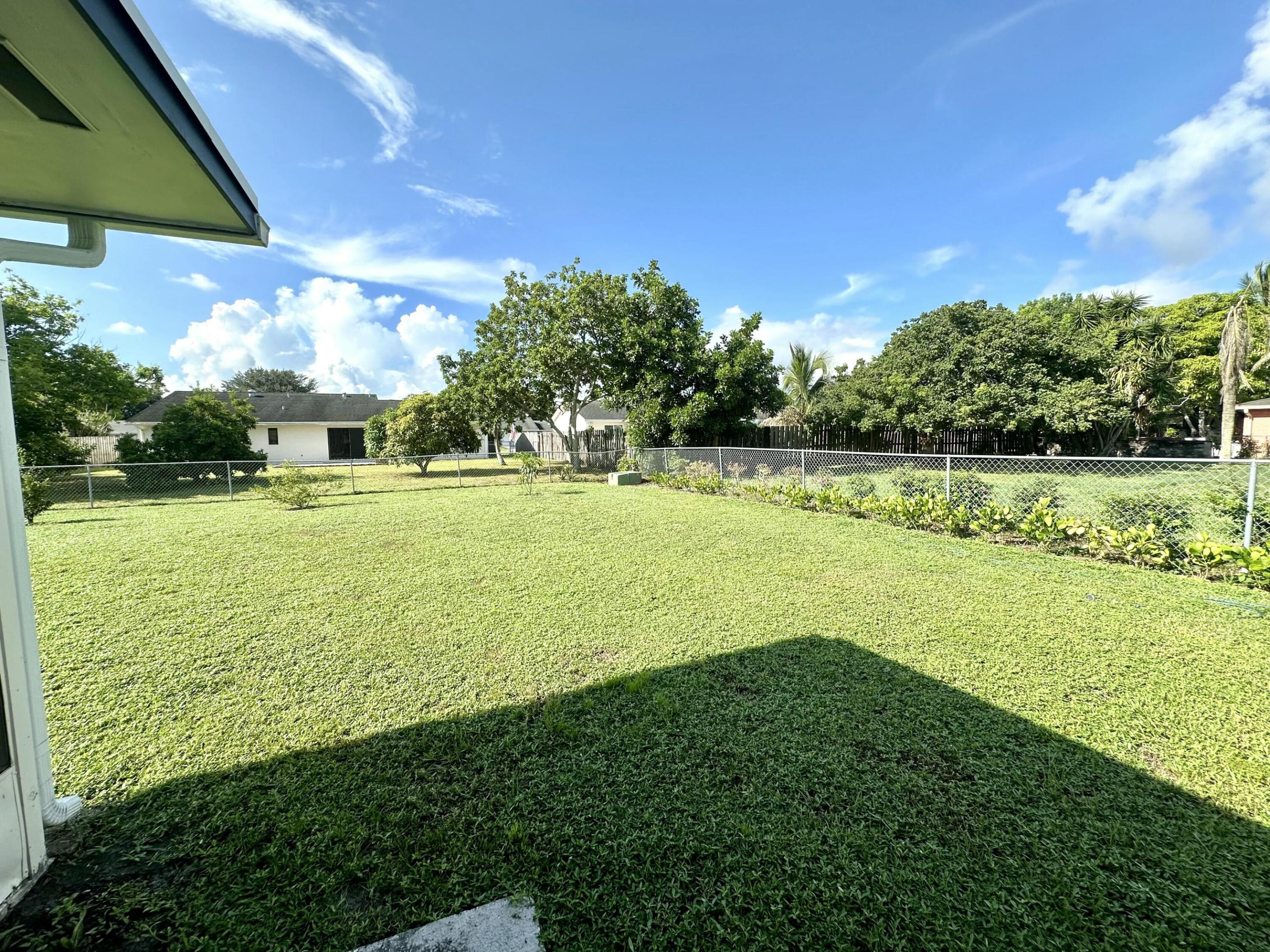 121 Eider Court Property Photo 19
