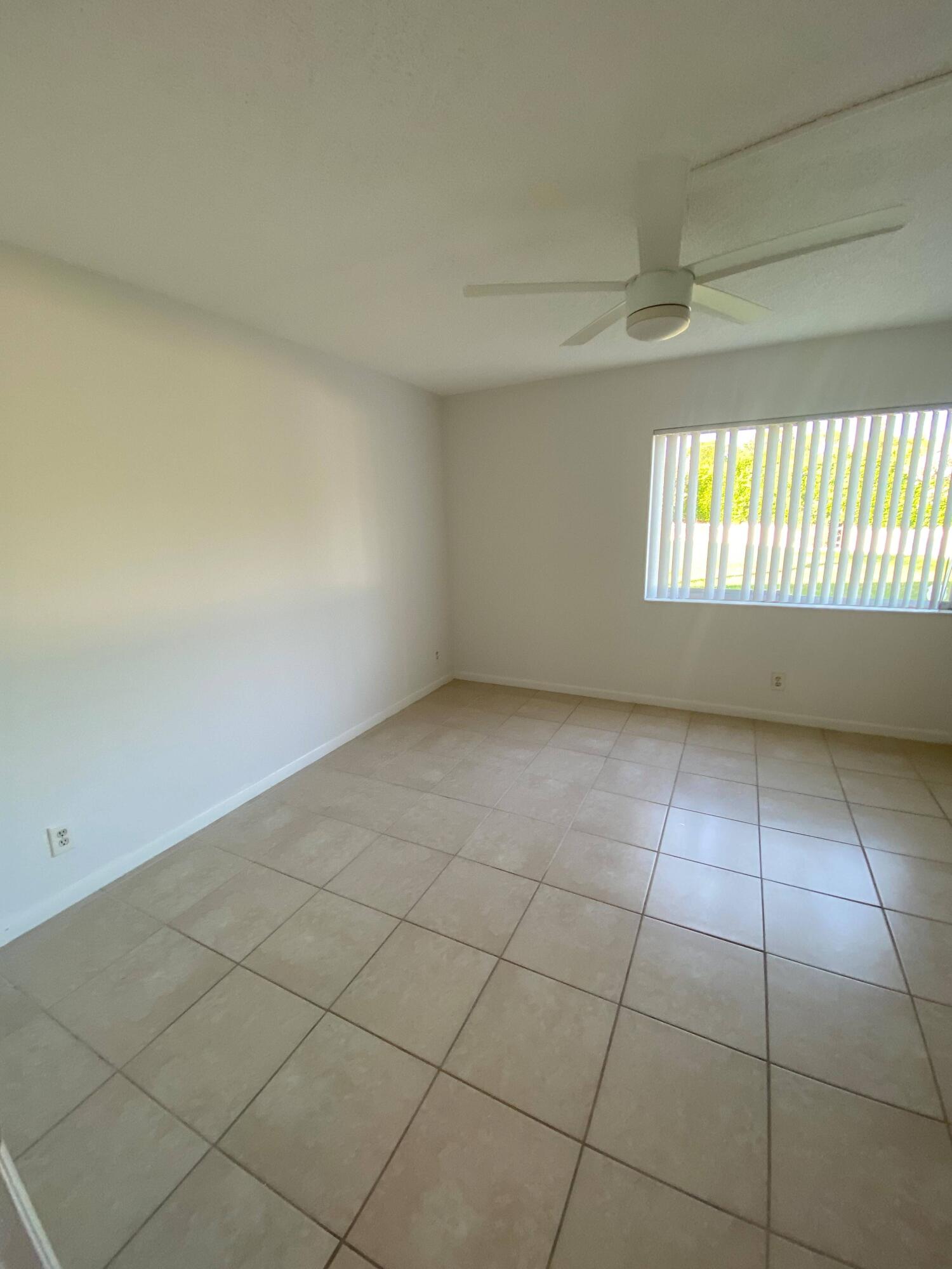 4709 Sable Pine Circle B1 Property Photo 4