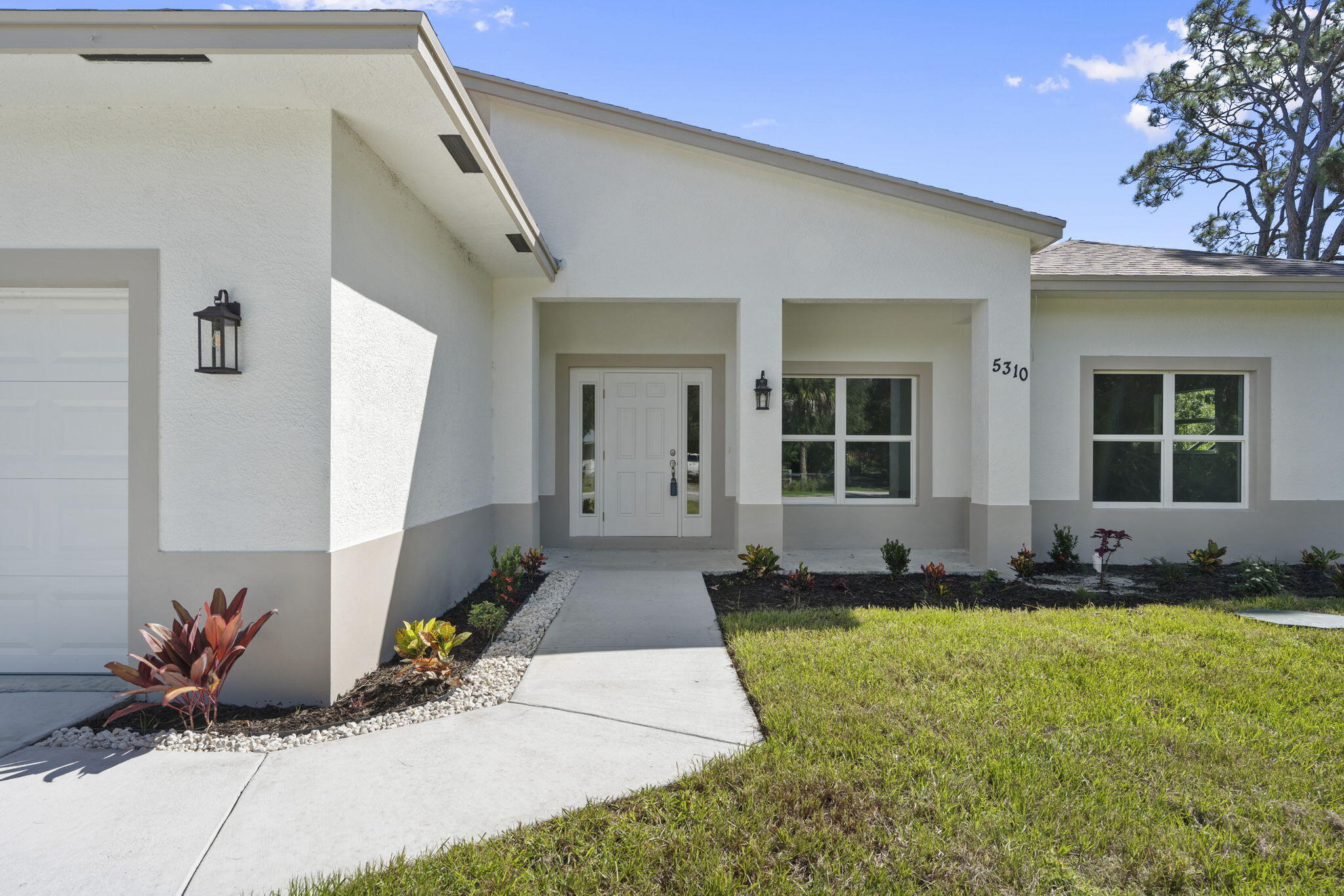 5310 Sunset Boulevard Property Photo 9