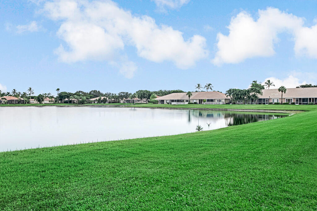 8429 Long Bay Property Photo 10