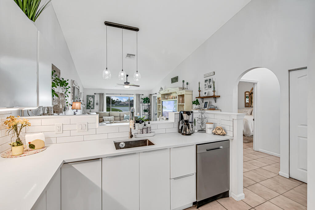 8429 Long Bay Property Photo 43