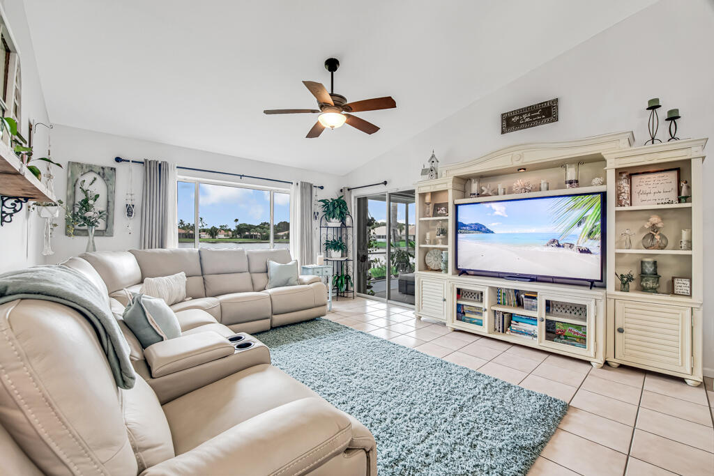 8429 Long Bay Property Photo 52