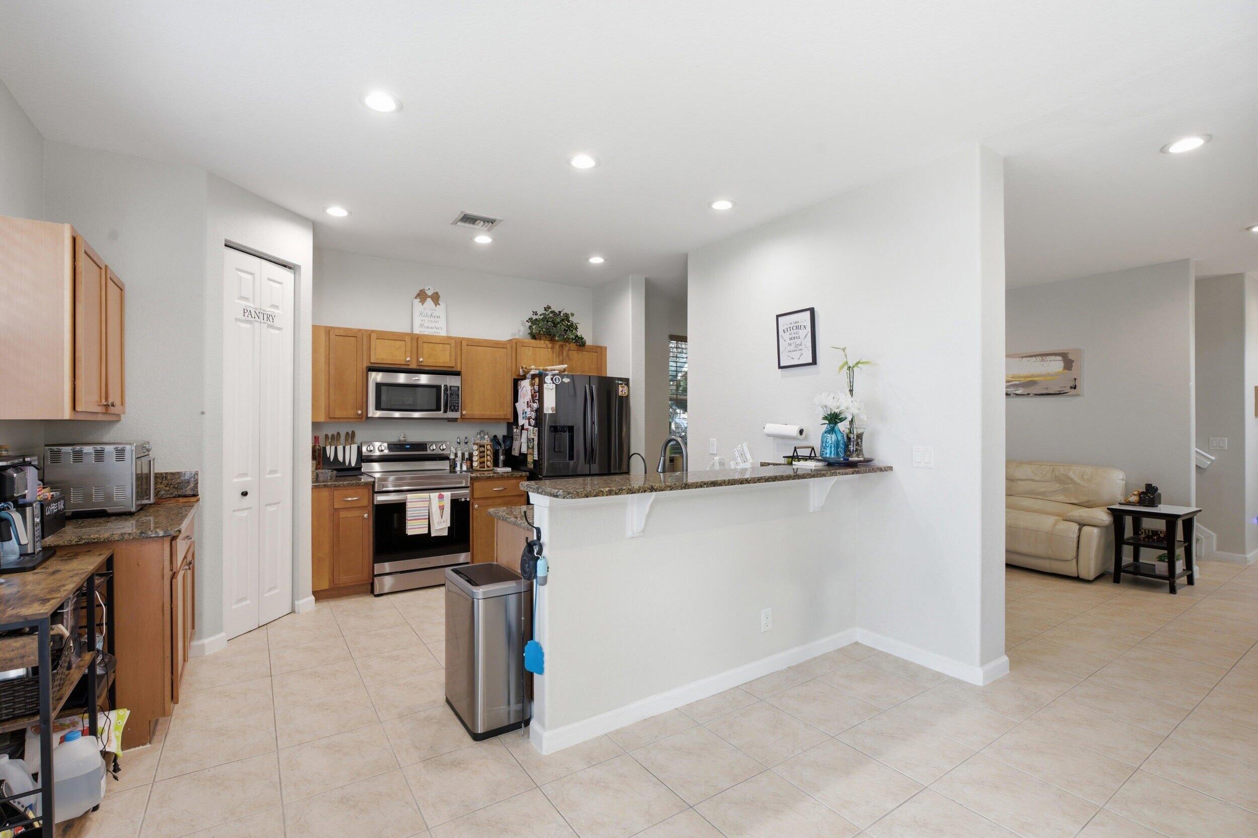 991 Nw Leonardo Circle Property Photo 8