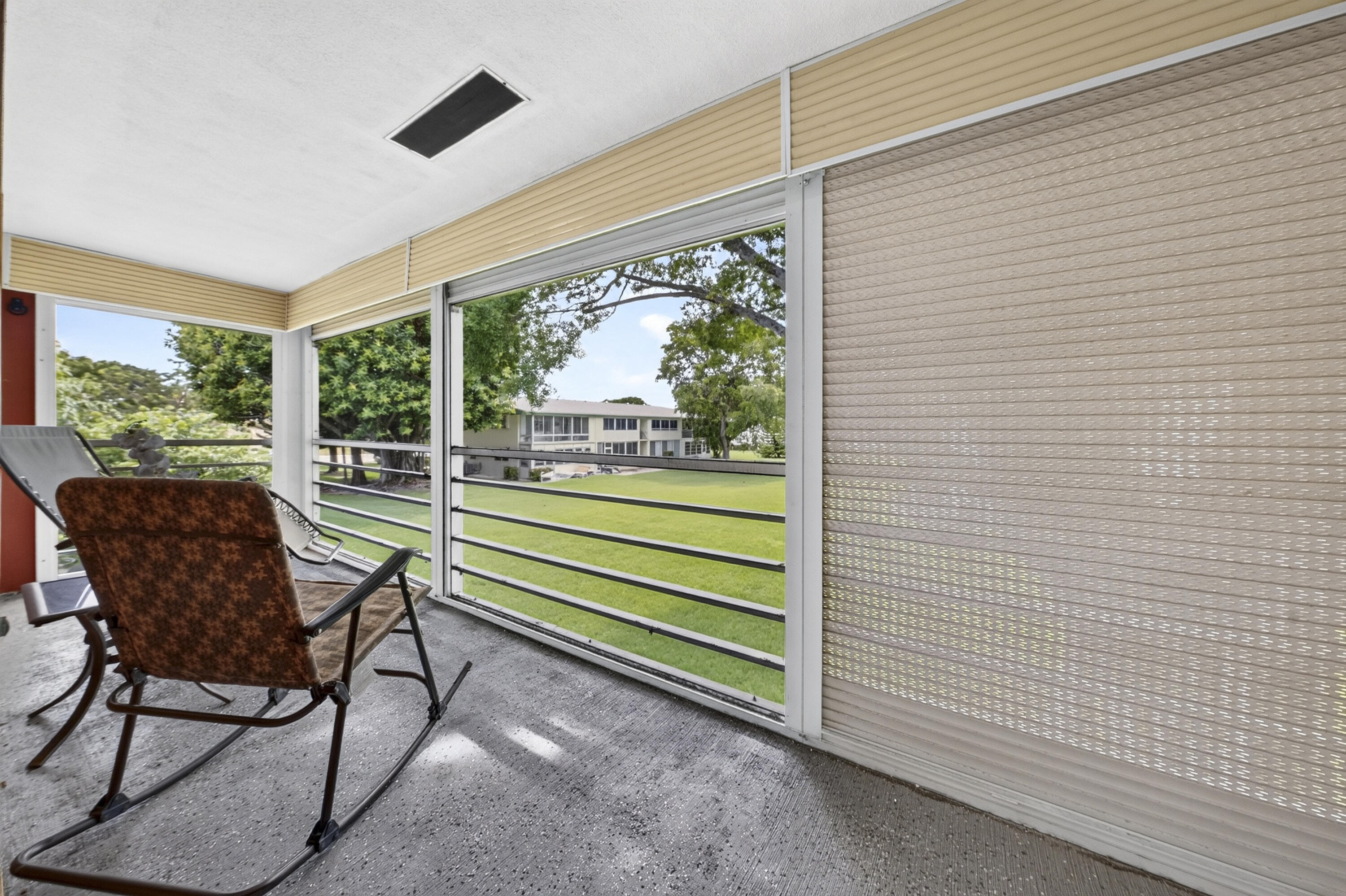 64 Upminster C 64 Property Photo 23