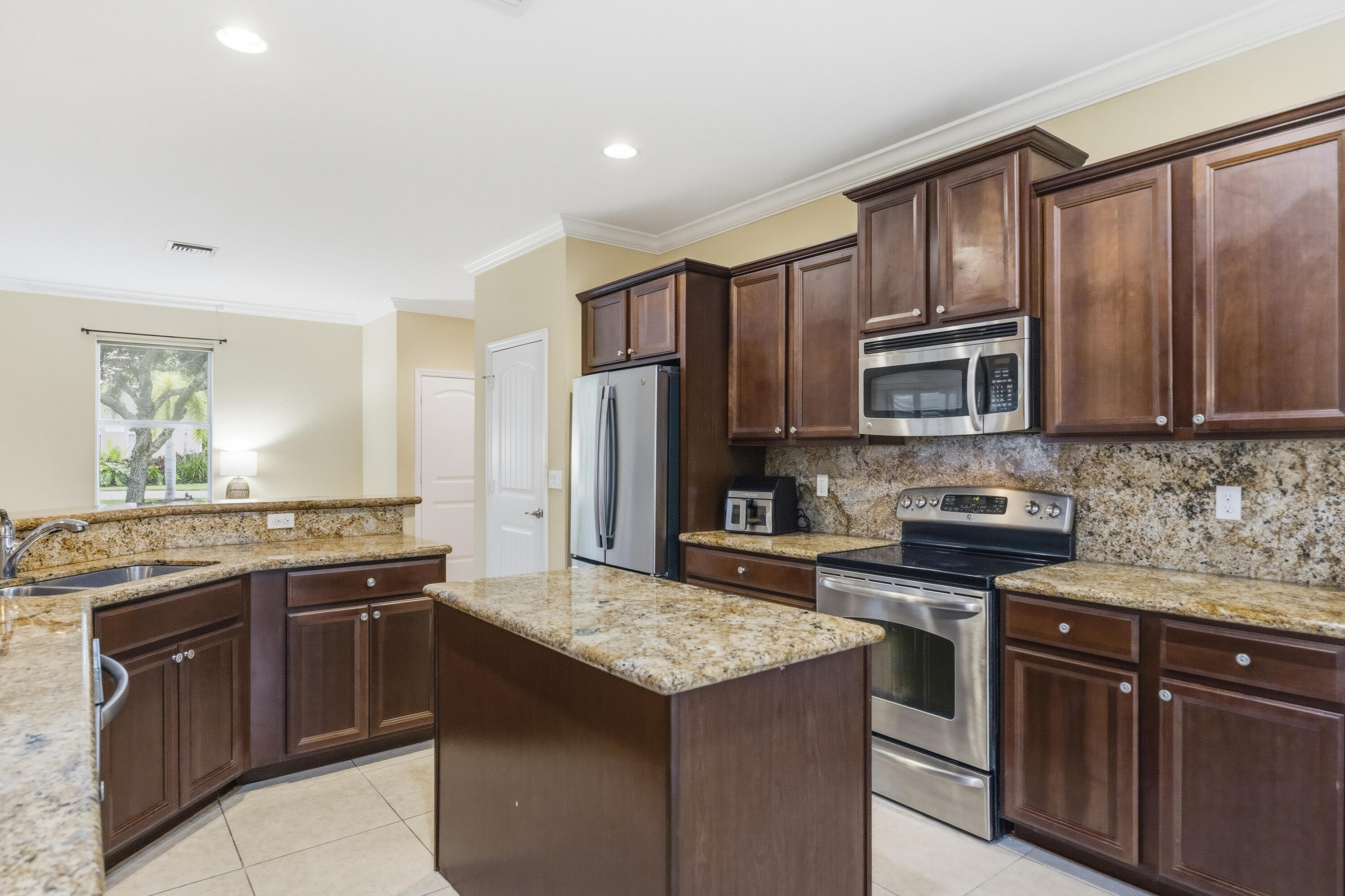 8462 Lyons Ranches Road Property Photo 14