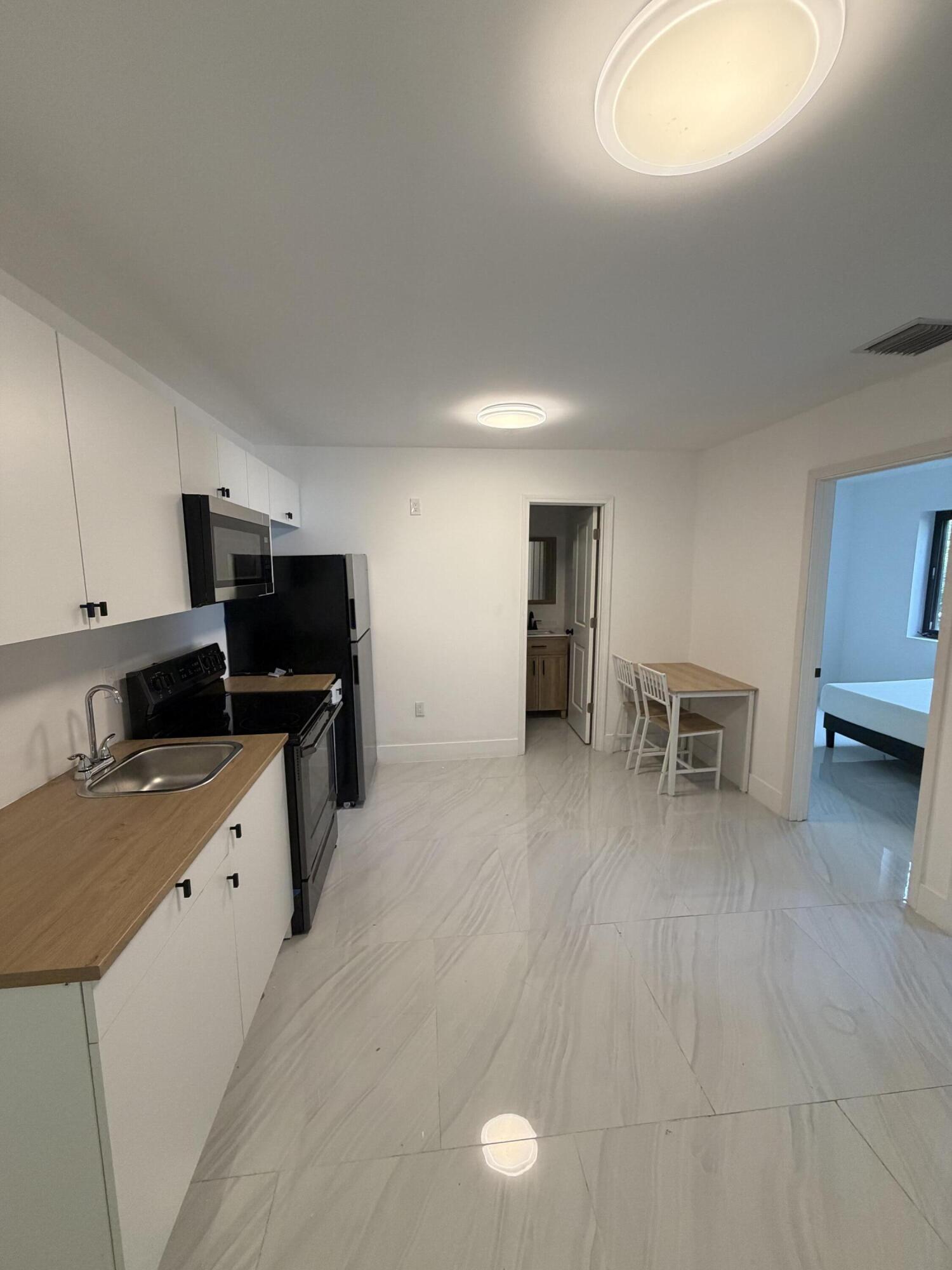 8211 BISCAYNE Boulevard 2 Property Photo 1