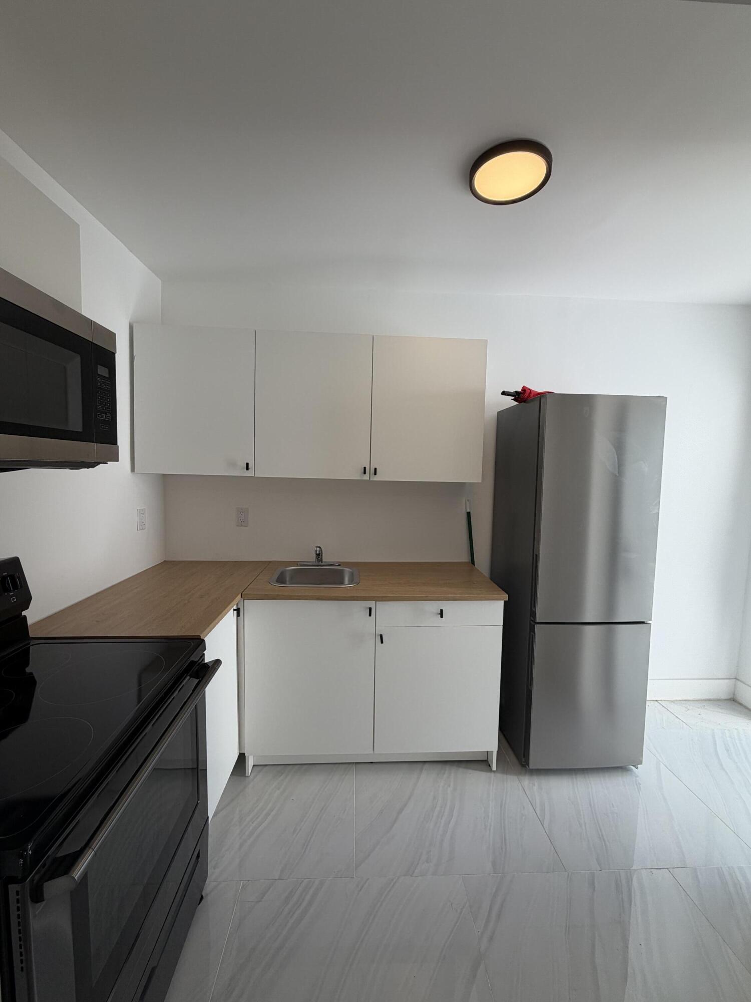 8211 Biscayne Boulevard 3 Property Photo 3