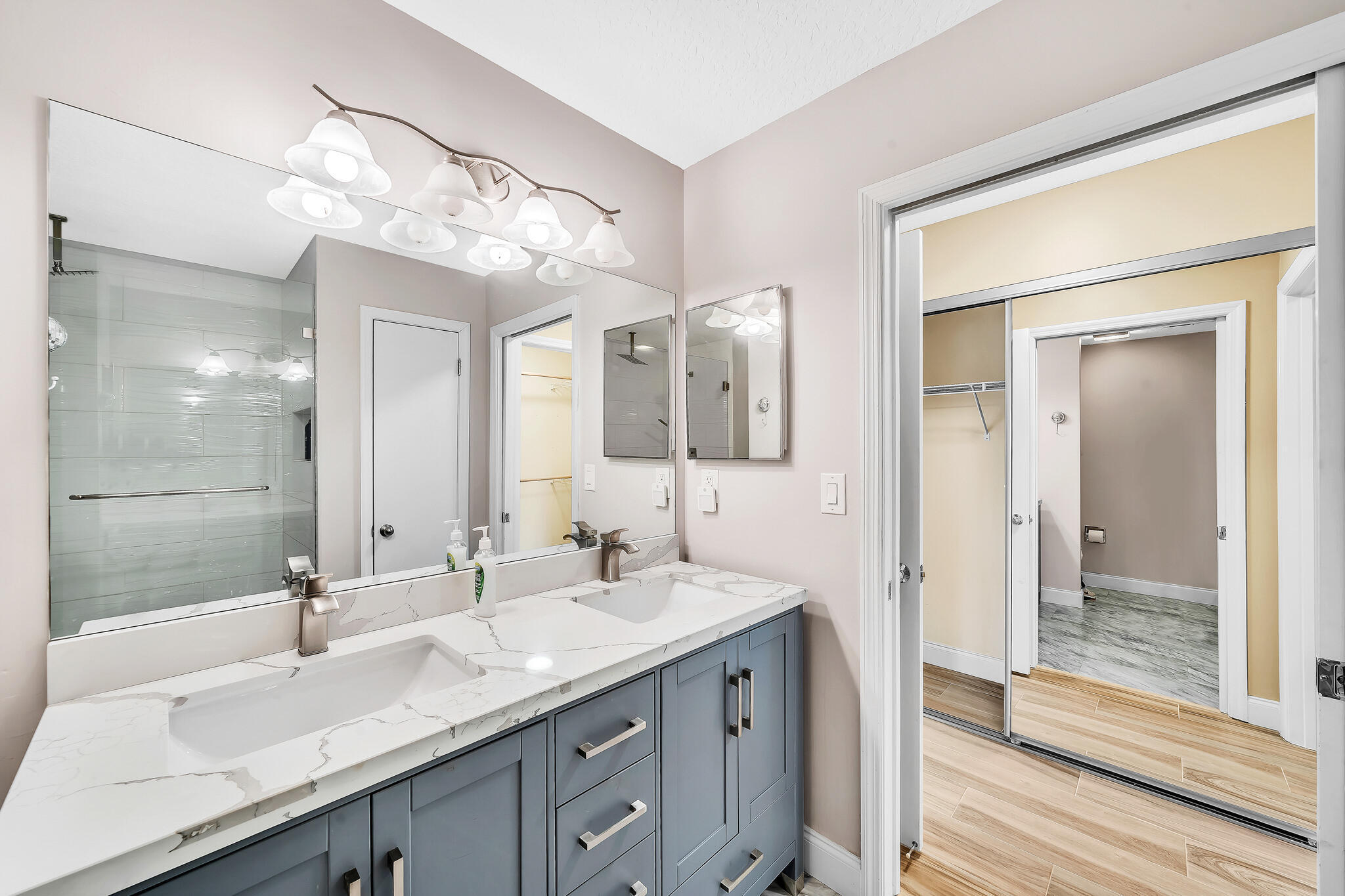 827 Oak Harbour Drive Property Photo 35