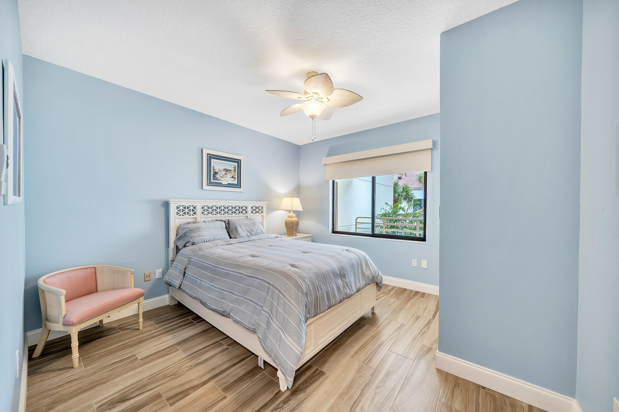 827 Oak Harbour Drive Property Photo 42
