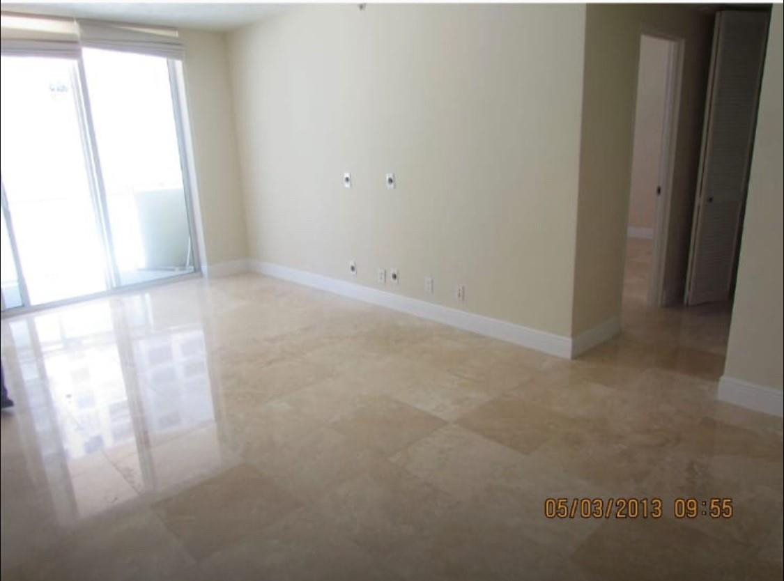 3001 S Ocean Drive Property Photo 5